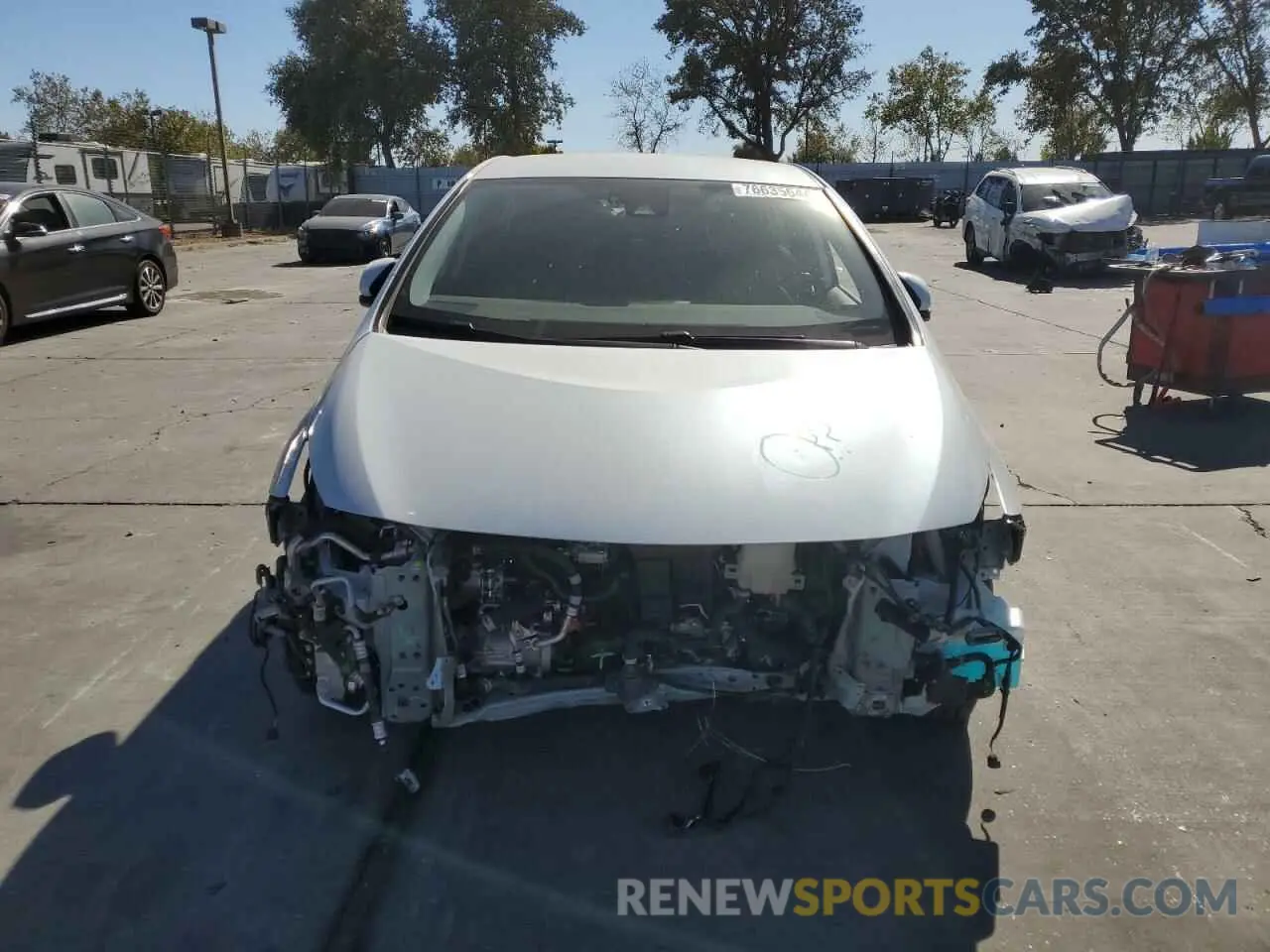 5 Фотография поврежденного автомобиля JTDKAMFPXM3177242 TOYOTA PRIUS 2021