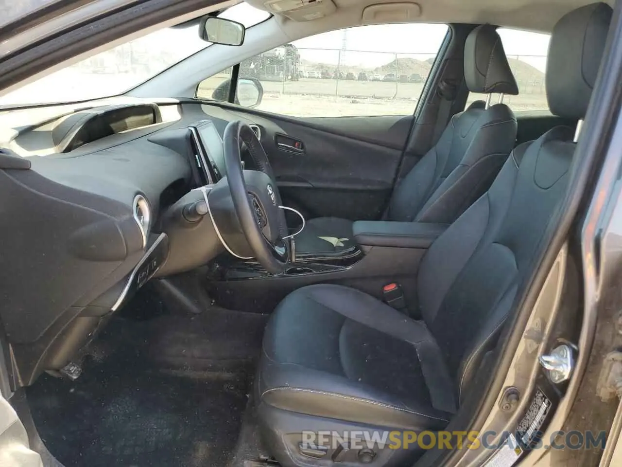 7 Photograph of a damaged car JTDKAMFPXM3190508 TOYOTA PRIUS 2021