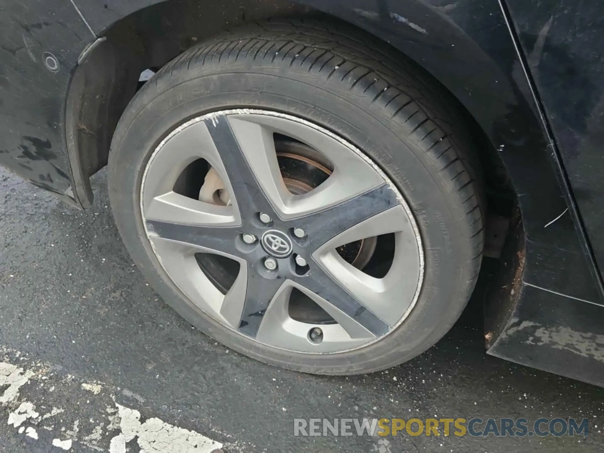 12 Photograph of a damaged car JTDKAMFU0M3136138 TOYOTA PRIUS 2021