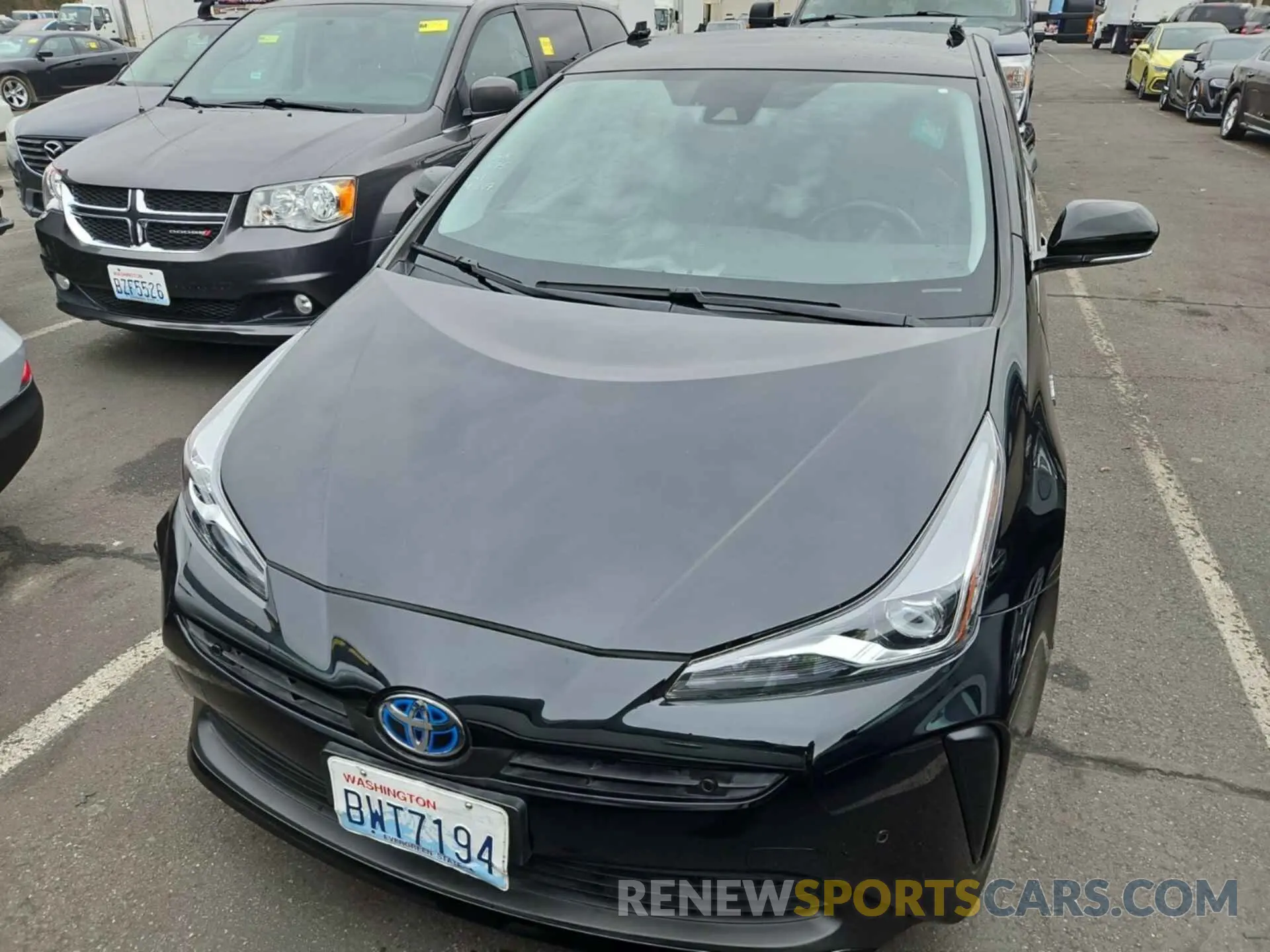 18 Photograph of a damaged car JTDKAMFU0M3136138 TOYOTA PRIUS 2021