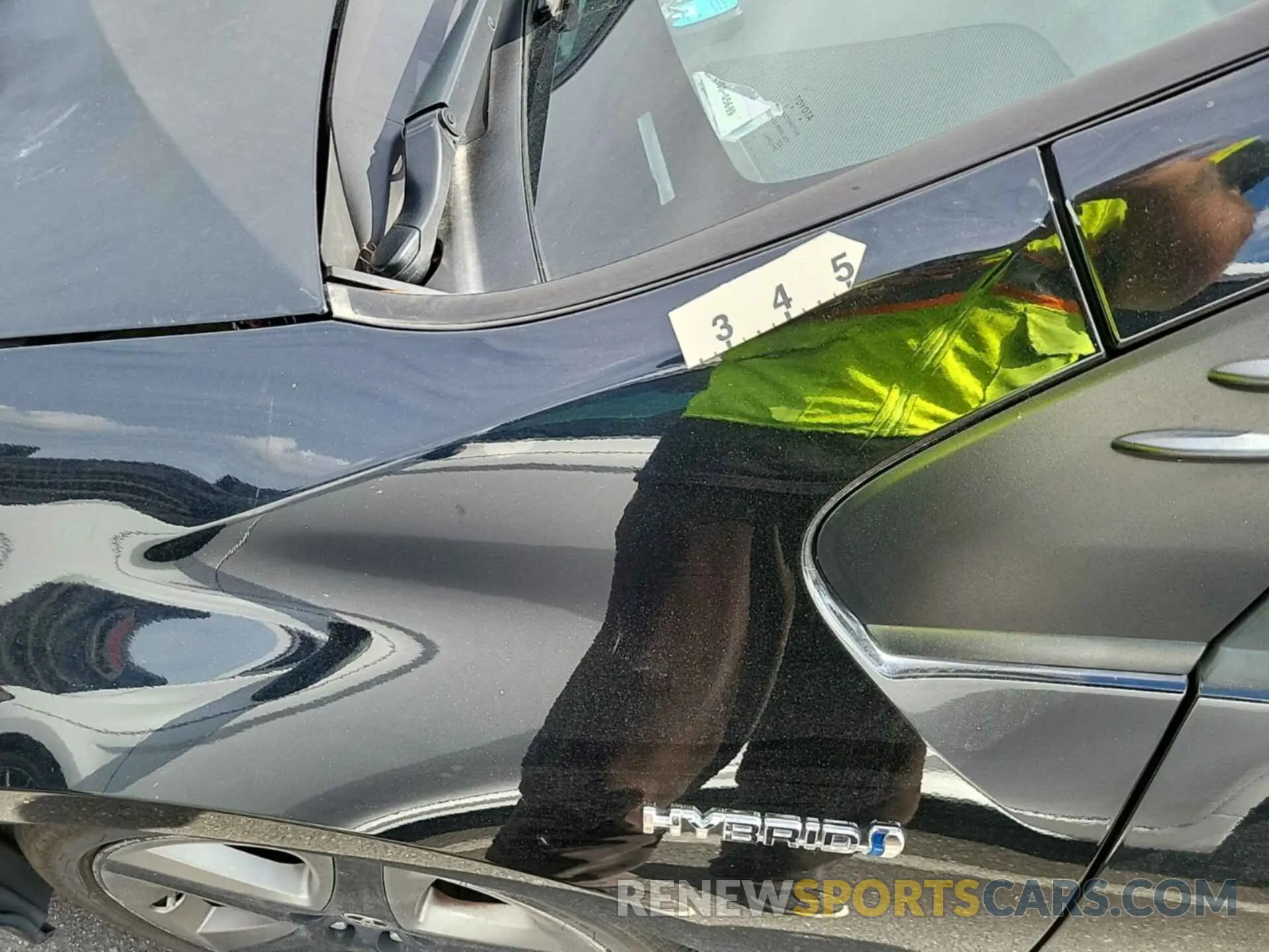 26 Photograph of a damaged car JTDKAMFU0M3136463 TOYOTA PRIUS 2021