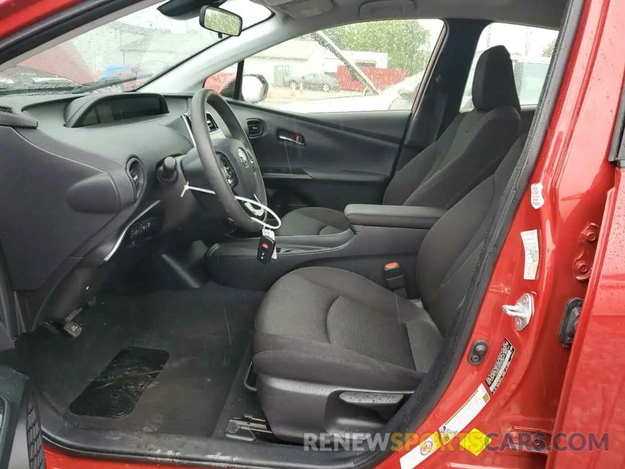7 Фотография поврежденного автомобиля JTDKAMFU0M3145597 TOYOTA PRIUS 2021