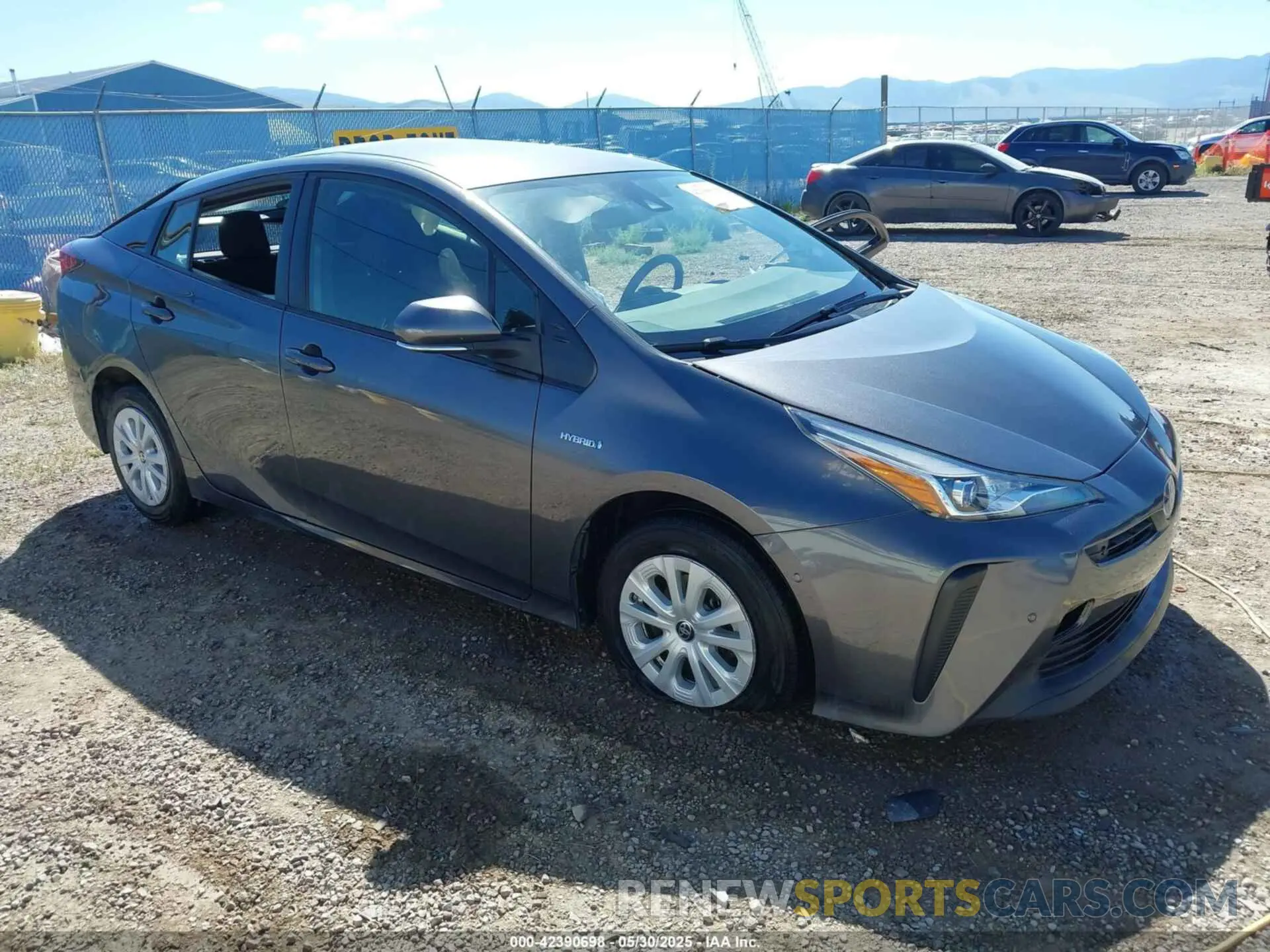 1 Фотография поврежденного автомобиля JTDKAMFU0M3151559 TOYOTA PRIUS 2021