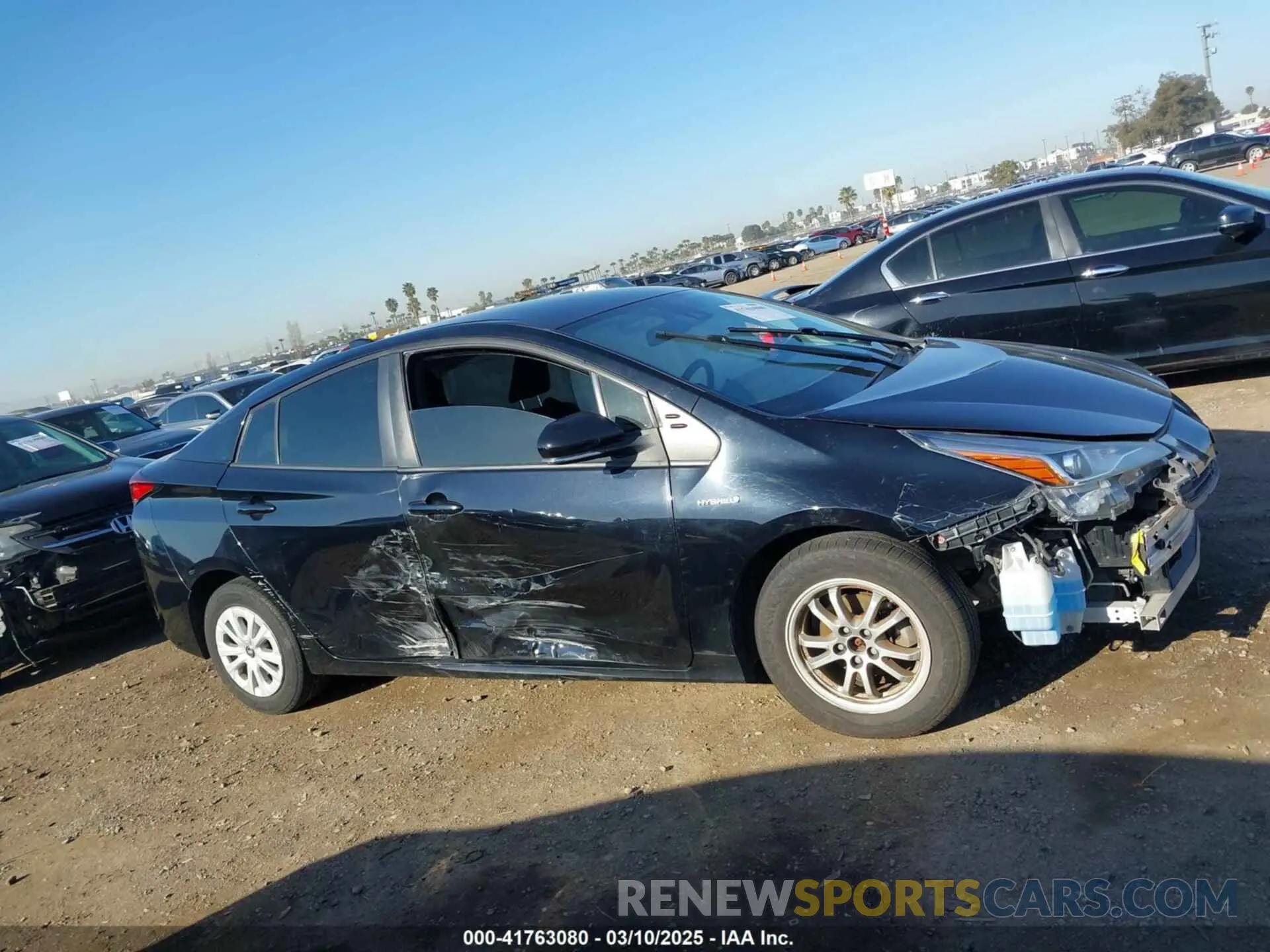 14 Фотография поврежденного автомобиля JTDKAMFU1M3134107 TOYOTA PRIUS 2021