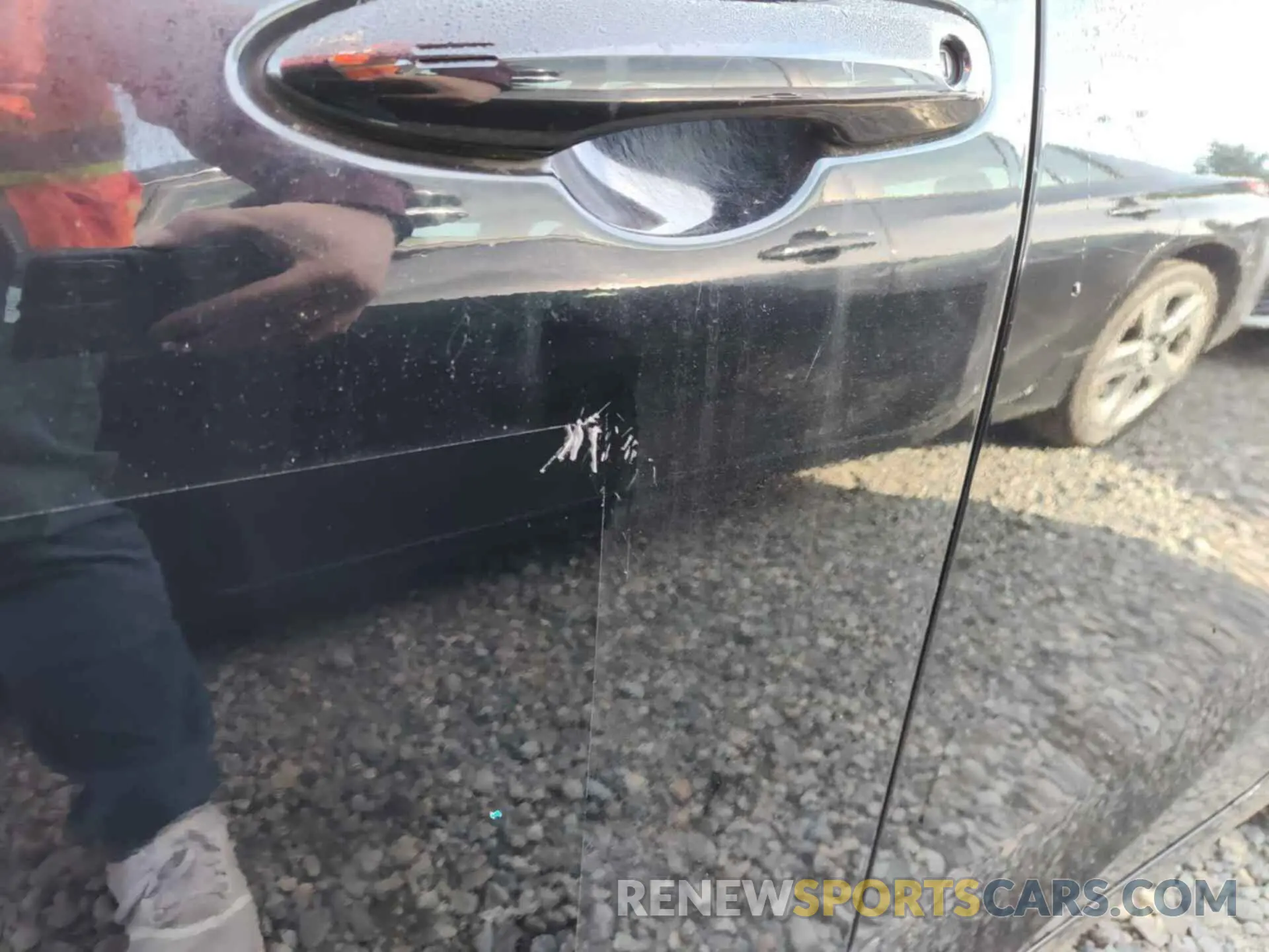 33 Фотография поврежденного автомобиля JTDKAMFU1M3136147 TOYOTA PRIUS 2021