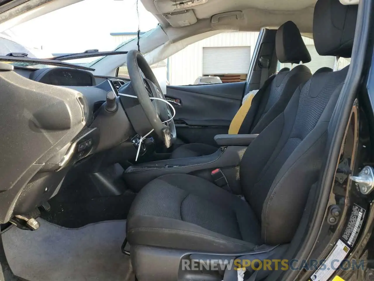 7 Photograph of a damaged car JTDKAMFU1M3146953 TOYOTA PRIUS 2021