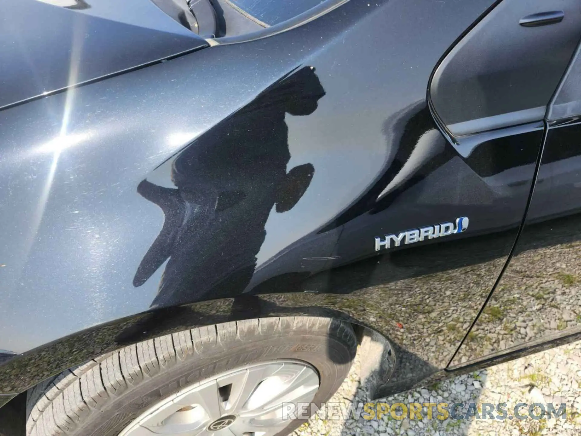 12 Photograph of a damaged car JTDKAMFU1M3151859 TOYOTA PRIUS 2021
