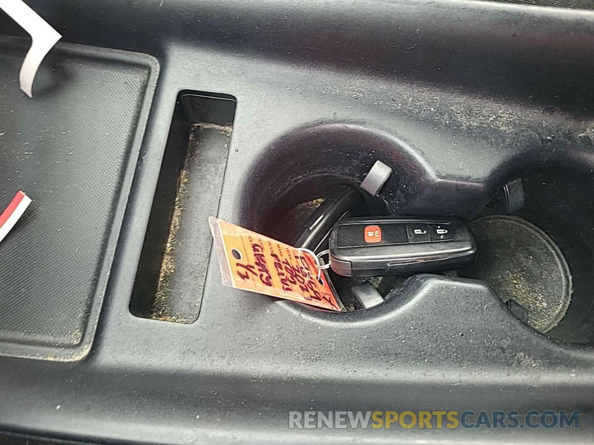 5 Photograph of a damaged car JTDKAMFU1M3151859 TOYOTA PRIUS 2021