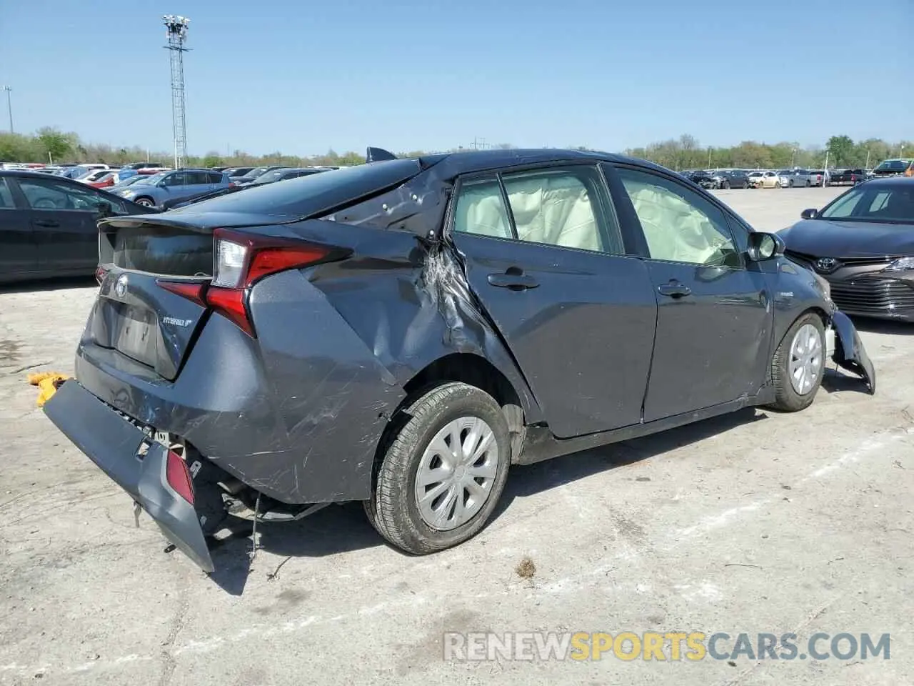 3 Фотография поврежденного автомобиля JTDKAMFU2M3147965 TOYOTA PRIUS 2021