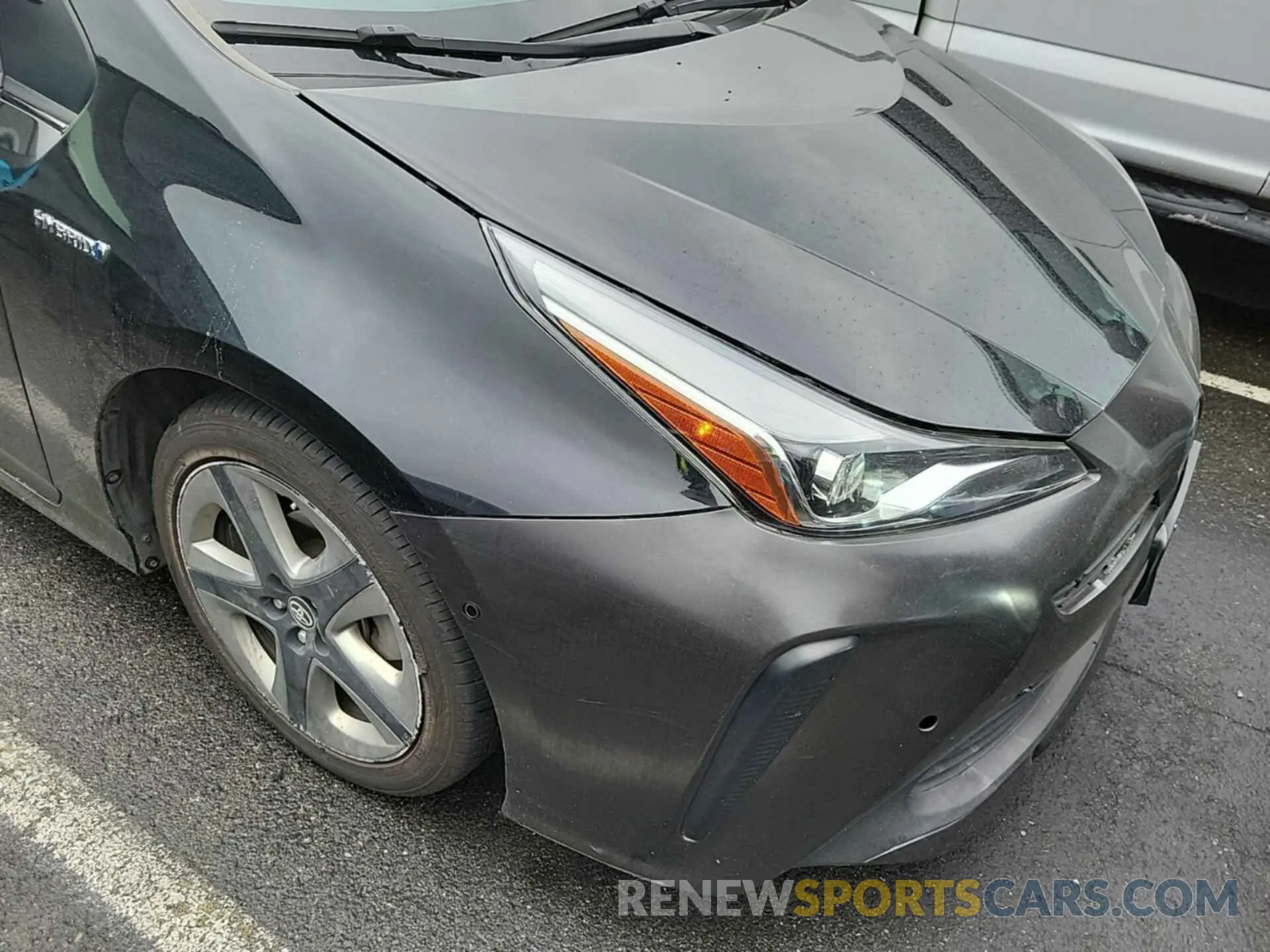 33 Photograph of a damaged car JTDKAMFU3M3136067 TOYOTA PRIUS 2021