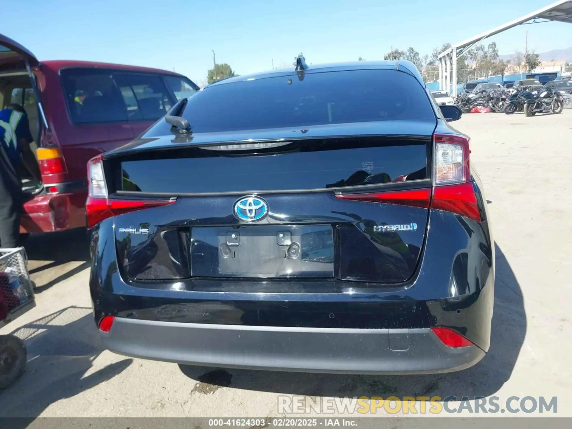 16 Photograph of a damaged car JTDKAMFU3M3148574 TOYOTA PRIUS 2021
