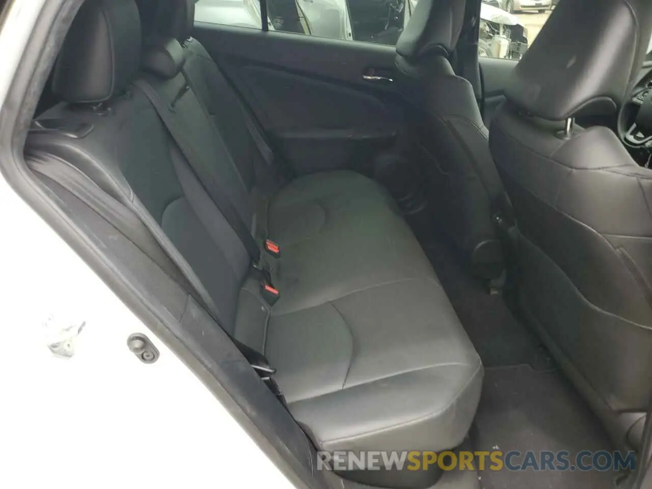 10 Photograph of a damaged car JTDKAMFU4M3129824 TOYOTA PRIUS 2021