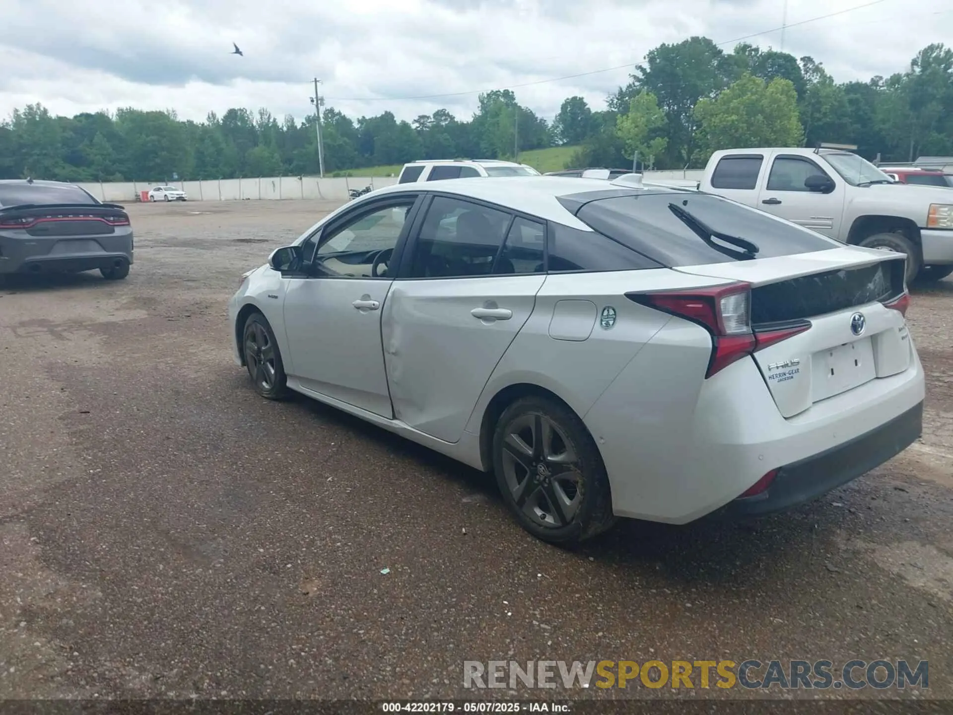 3 Photograph of a damaged car JTDKAMFU4M3130441 TOYOTA PRIUS 2021
