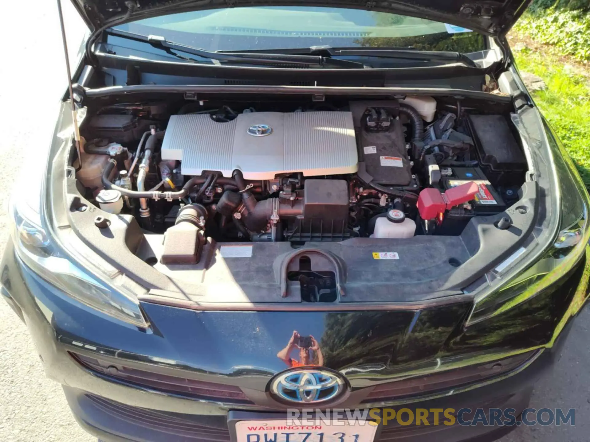 13 Photograph of a damaged car JTDKAMFU4M3136059 TOYOTA PRIUS 2021