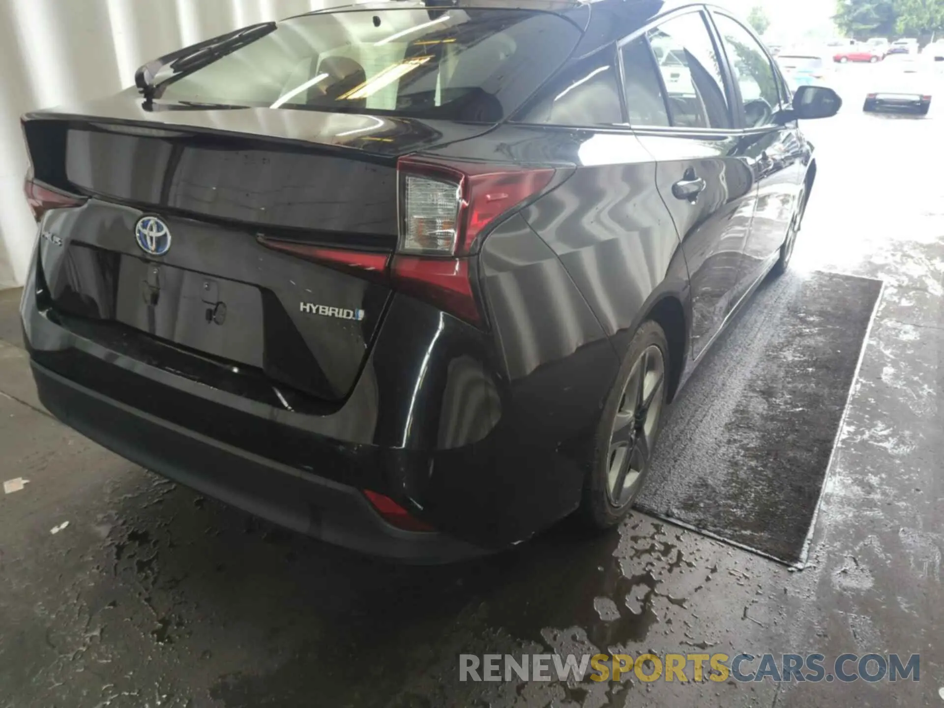 18 Photograph of a damaged car JTDKAMFU4M3136059 TOYOTA PRIUS 2021