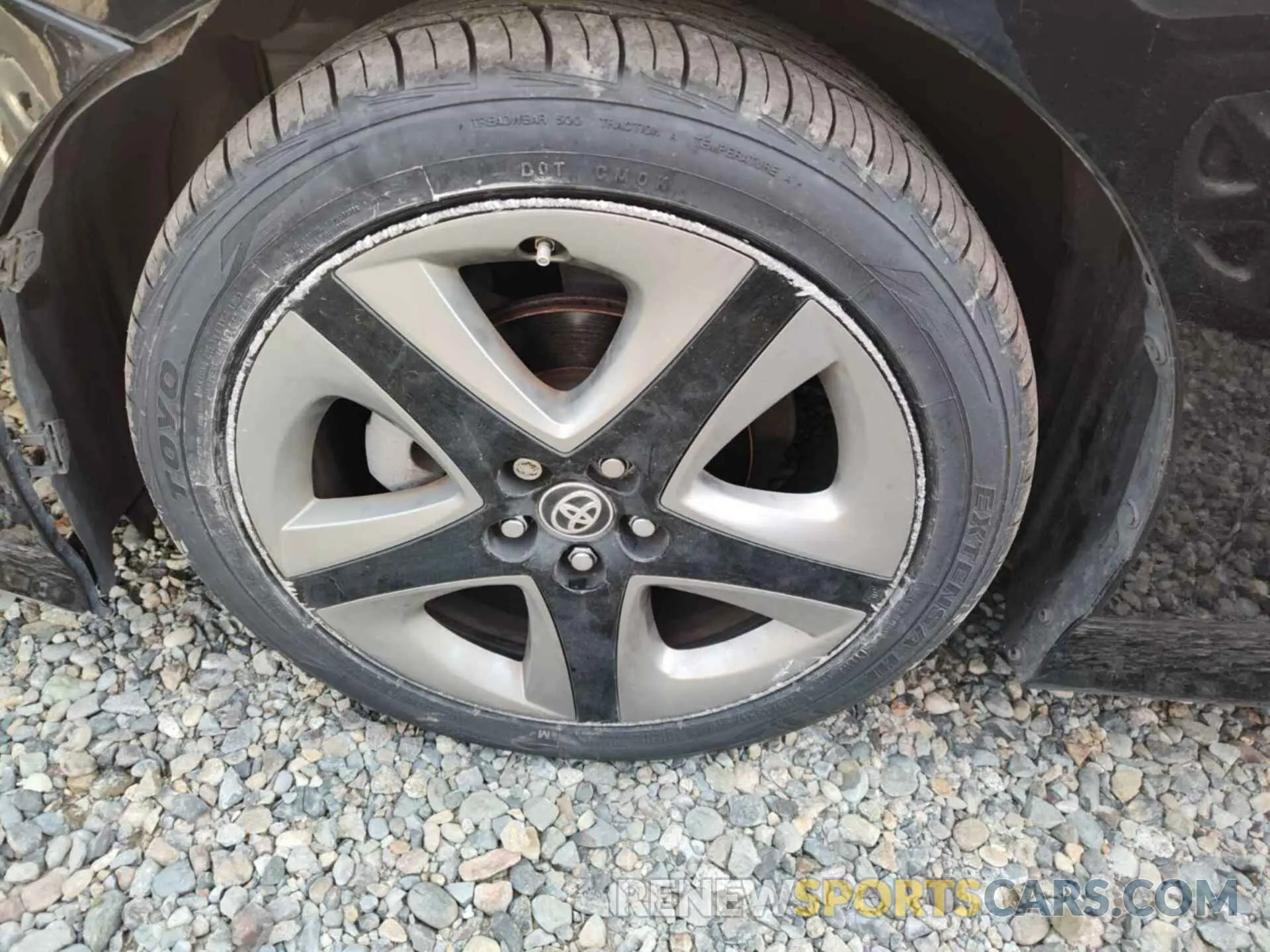 1 Фотография поврежденного автомобиля JTDKAMFU4M3136322 TOYOTA PRIUS 2021