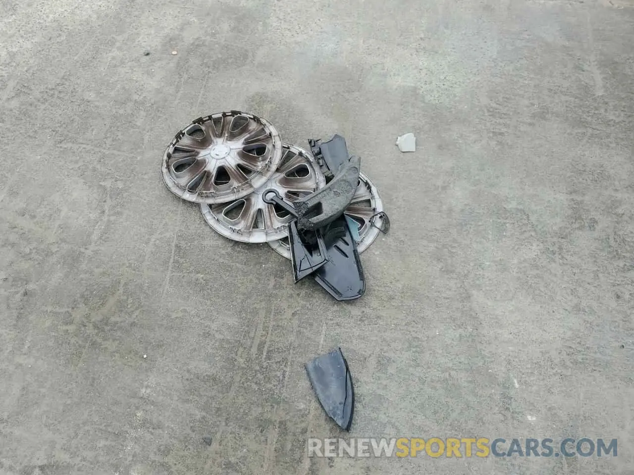 12 Photograph of a damaged car JTDKAMFU4M3136370 TOYOTA PRIUS 2021