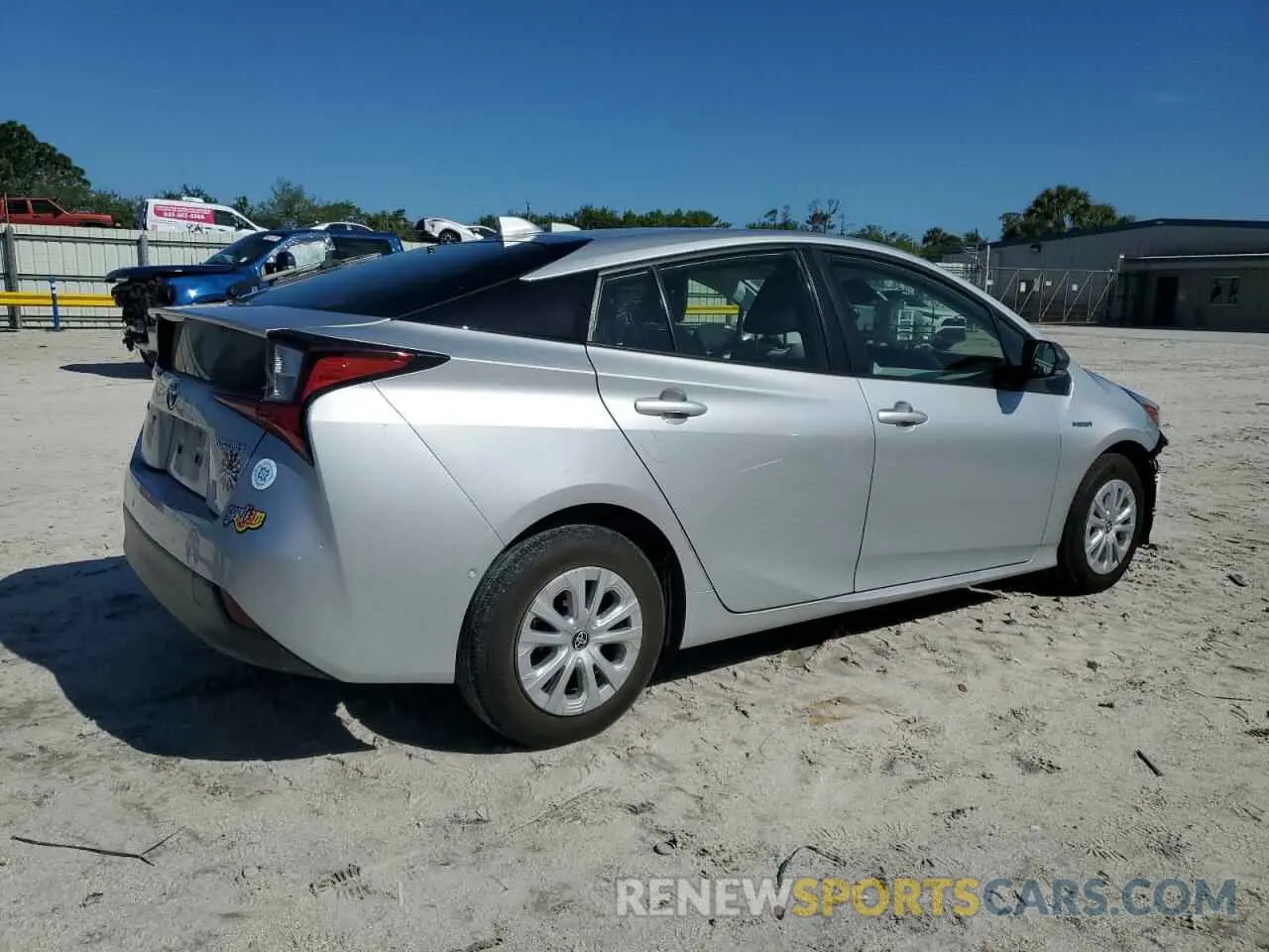 3 Фотография поврежденного автомобиля JTDKAMFU4M3141309 TOYOTA PRIUS 2021