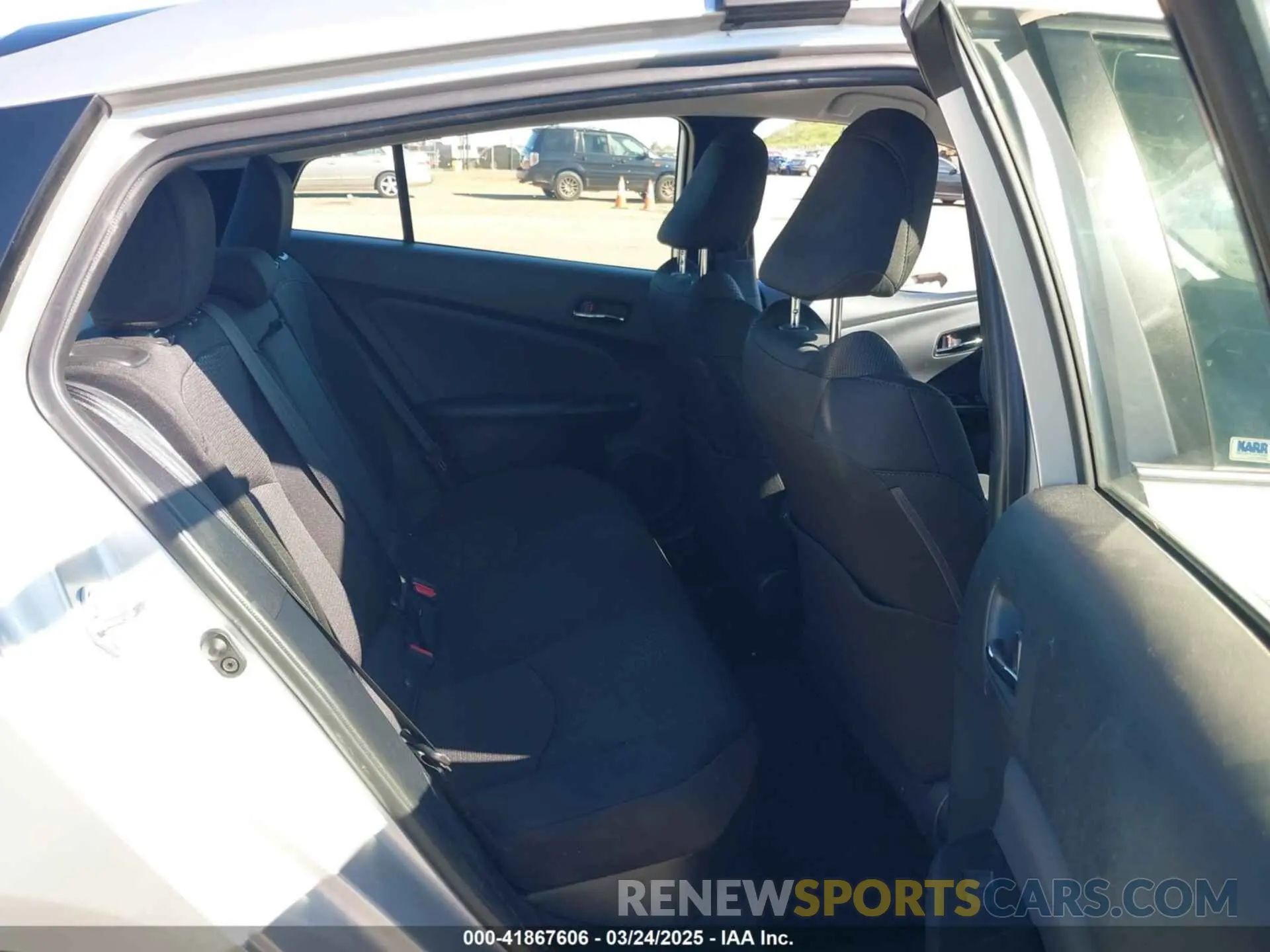 8 Photograph of a damaged car JTDKAMFU5M3130478 TOYOTA PRIUS 2021