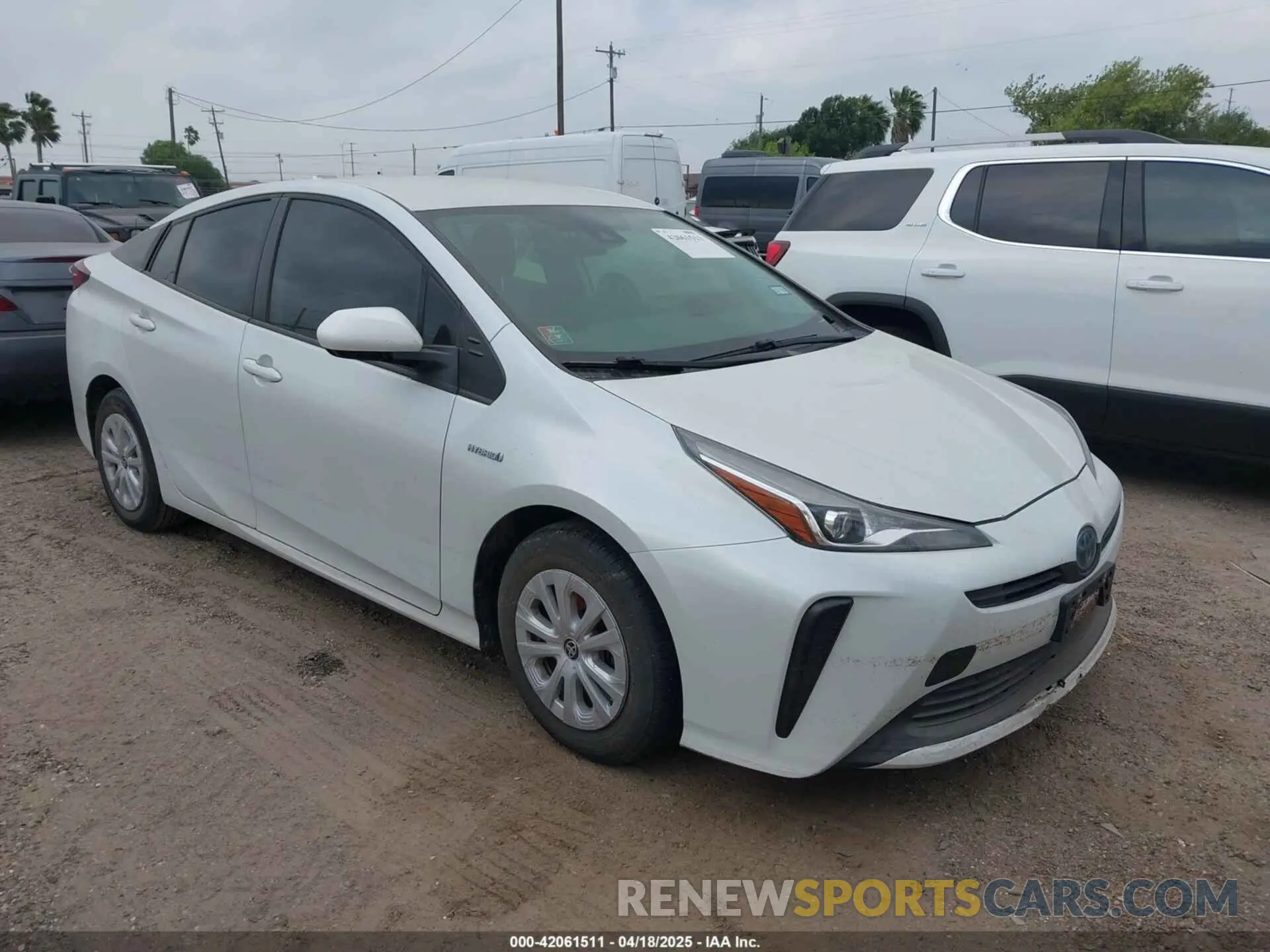 1 Фотография поврежденного автомобиля JTDKAMFU5M3132103 TOYOTA PRIUS 2021