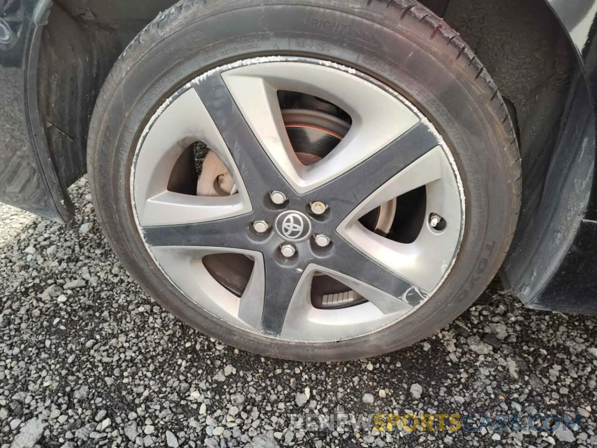 24 Фотография поврежденного автомобиля JTDKAMFU5M3136023 TOYOTA PRIUS 2021