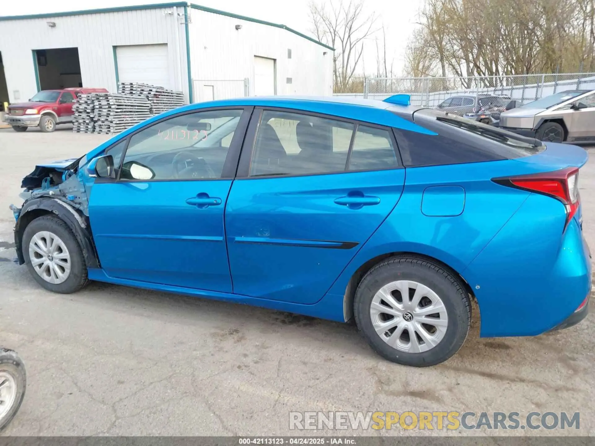 14 Photograph of a damaged car JTDKAMFU5M3145949 TOYOTA PRIUS 2021