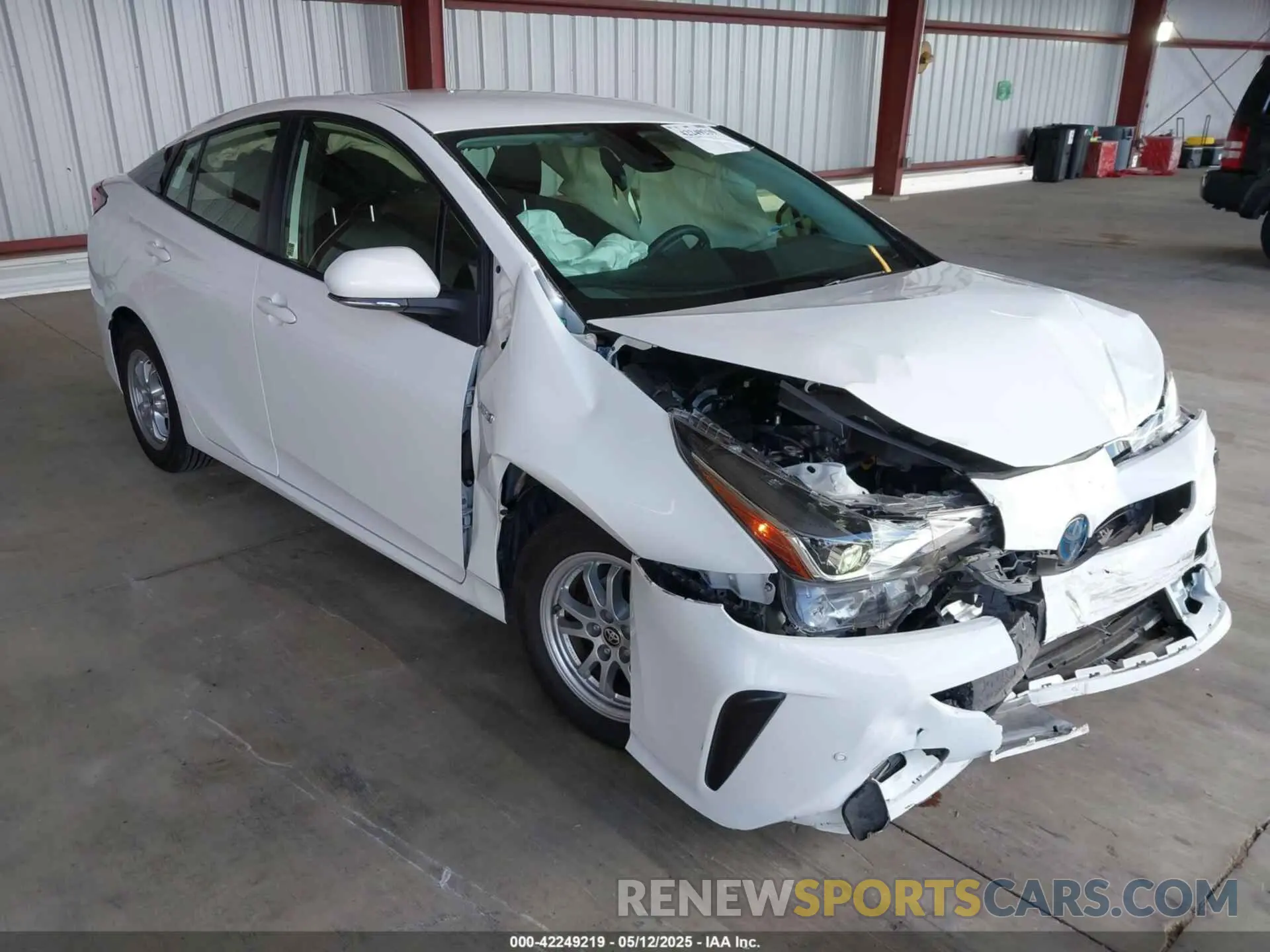 1 Фотография поврежденного автомобиля JTDKAMFU5M3146342 TOYOTA PRIUS 2021