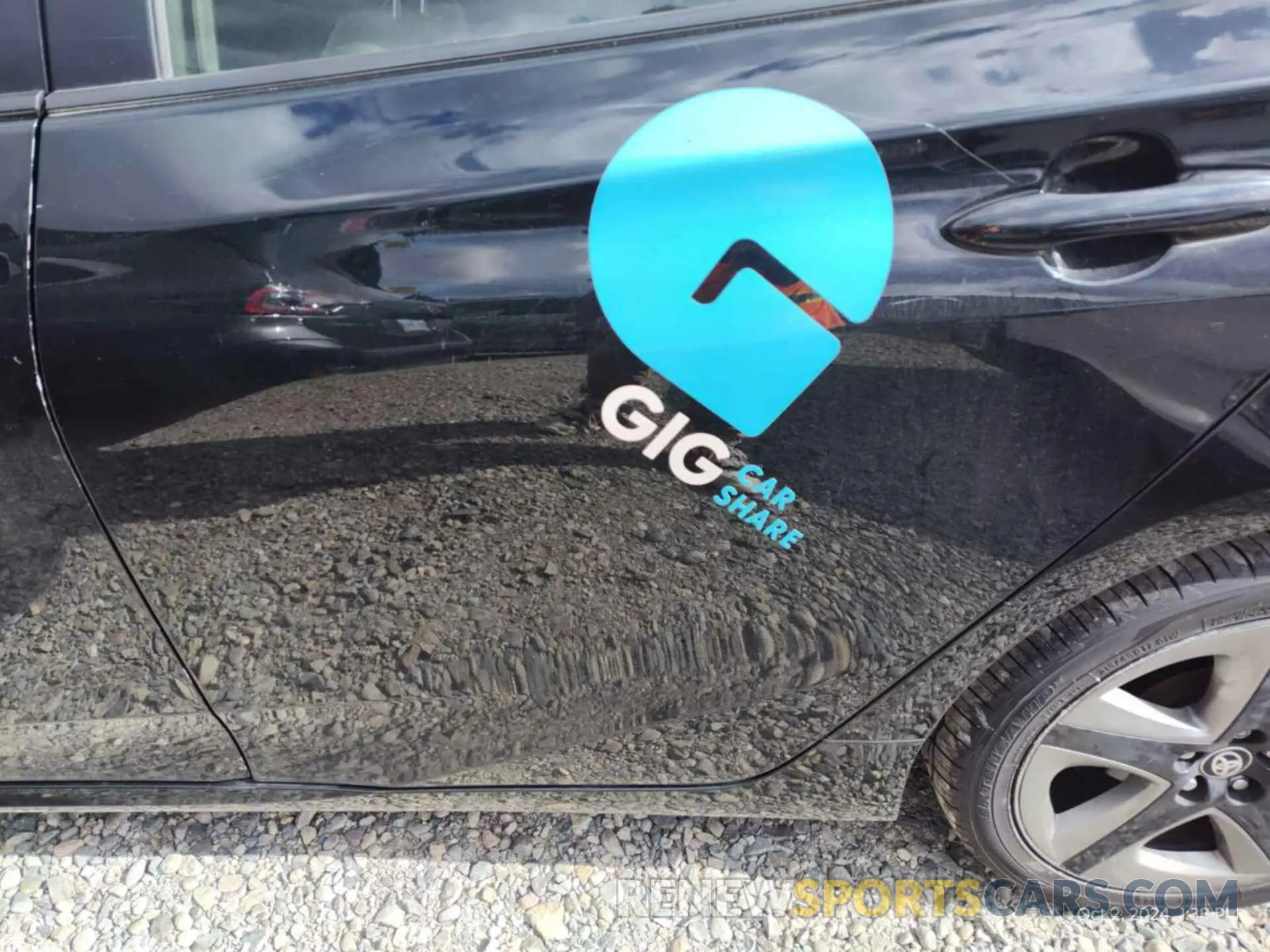 21 Photograph of a damaged car JTDKAMFU6M3136239 TOYOTA PRIUS 2021