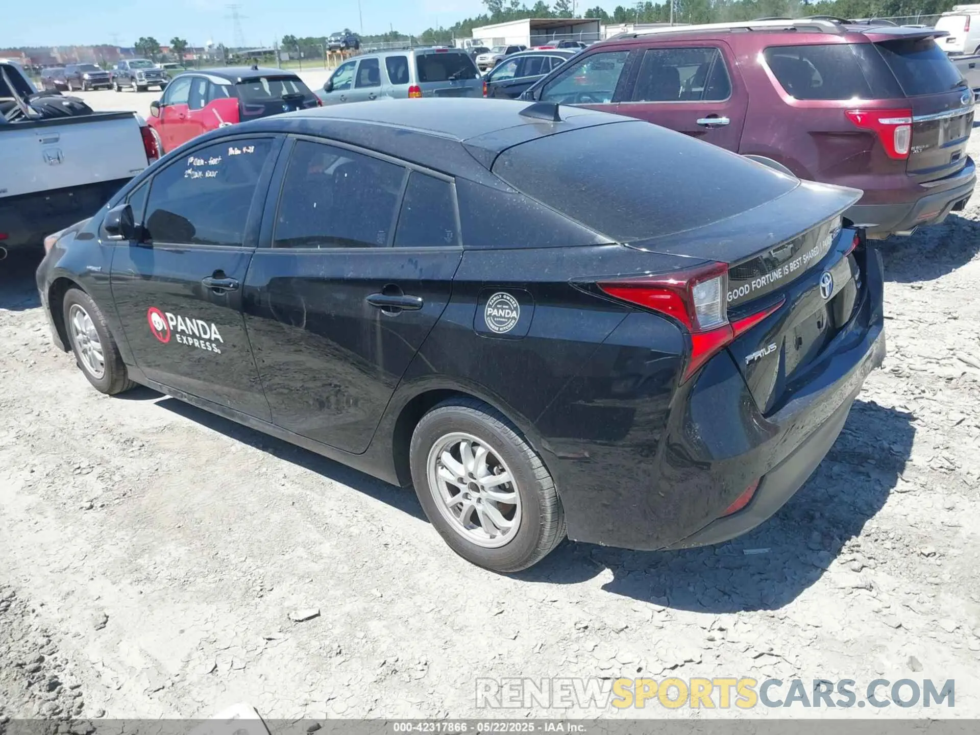 3 Фотография поврежденного автомобиля JTDKAMFU6M3141392 TOYOTA PRIUS 2021