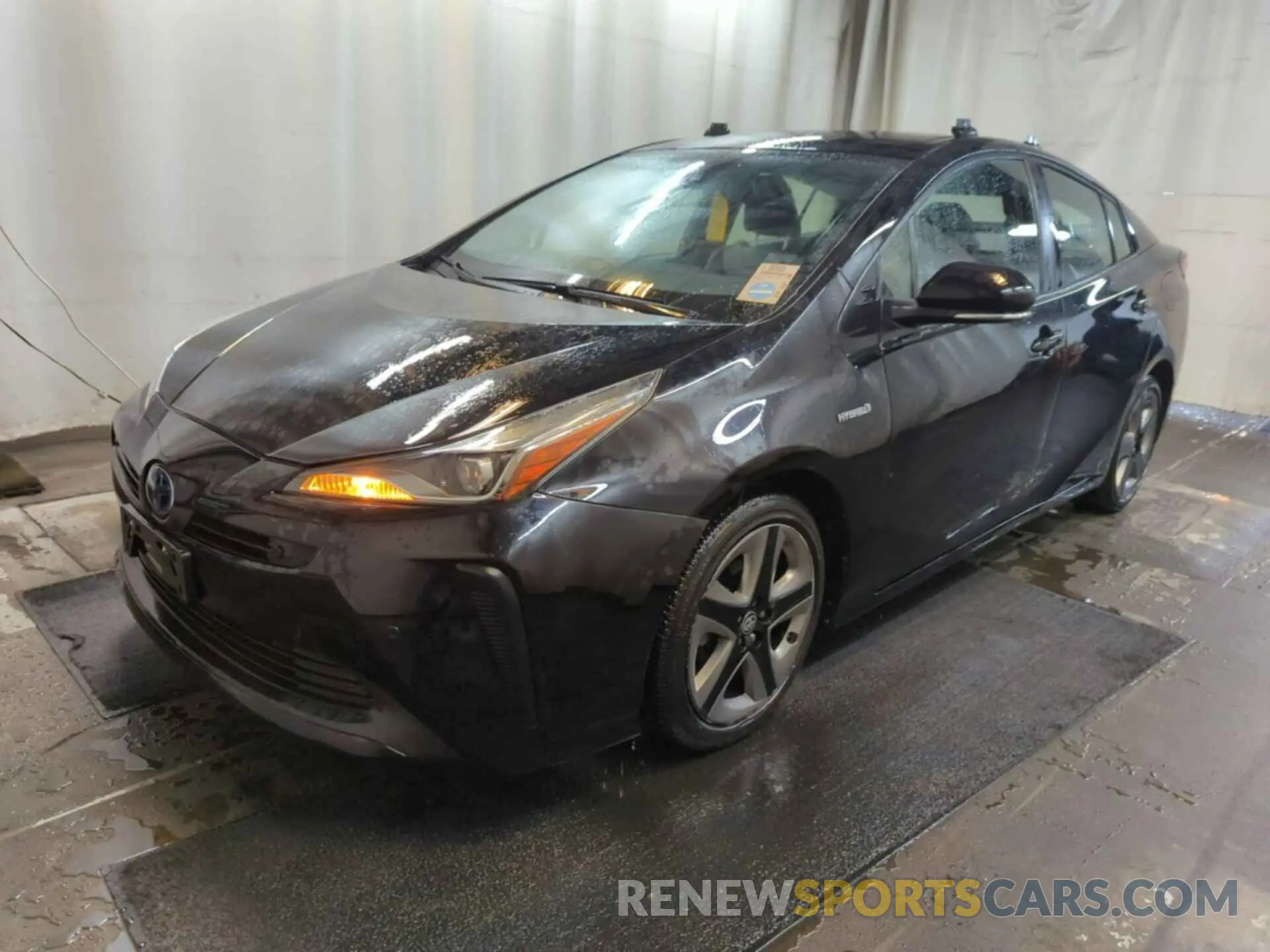 12 Фотография поврежденного автомобиля JTDKAMFU7M3136329 TOYOTA PRIUS 2021