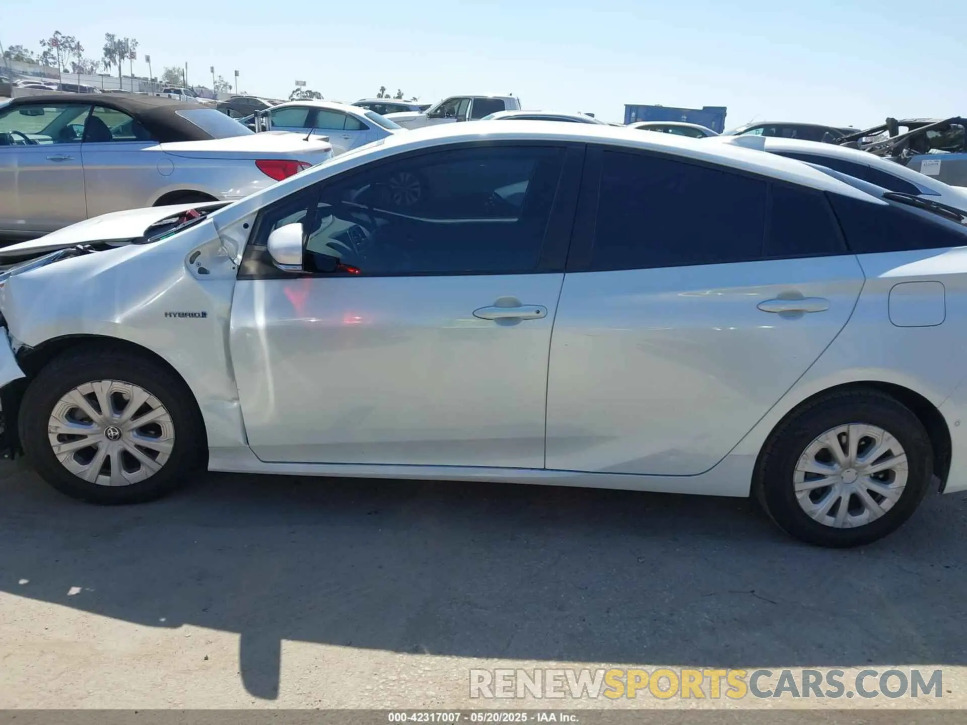 14 Photograph of a damaged car JTDKAMFU8M3135142 TOYOTA PRIUS 2021