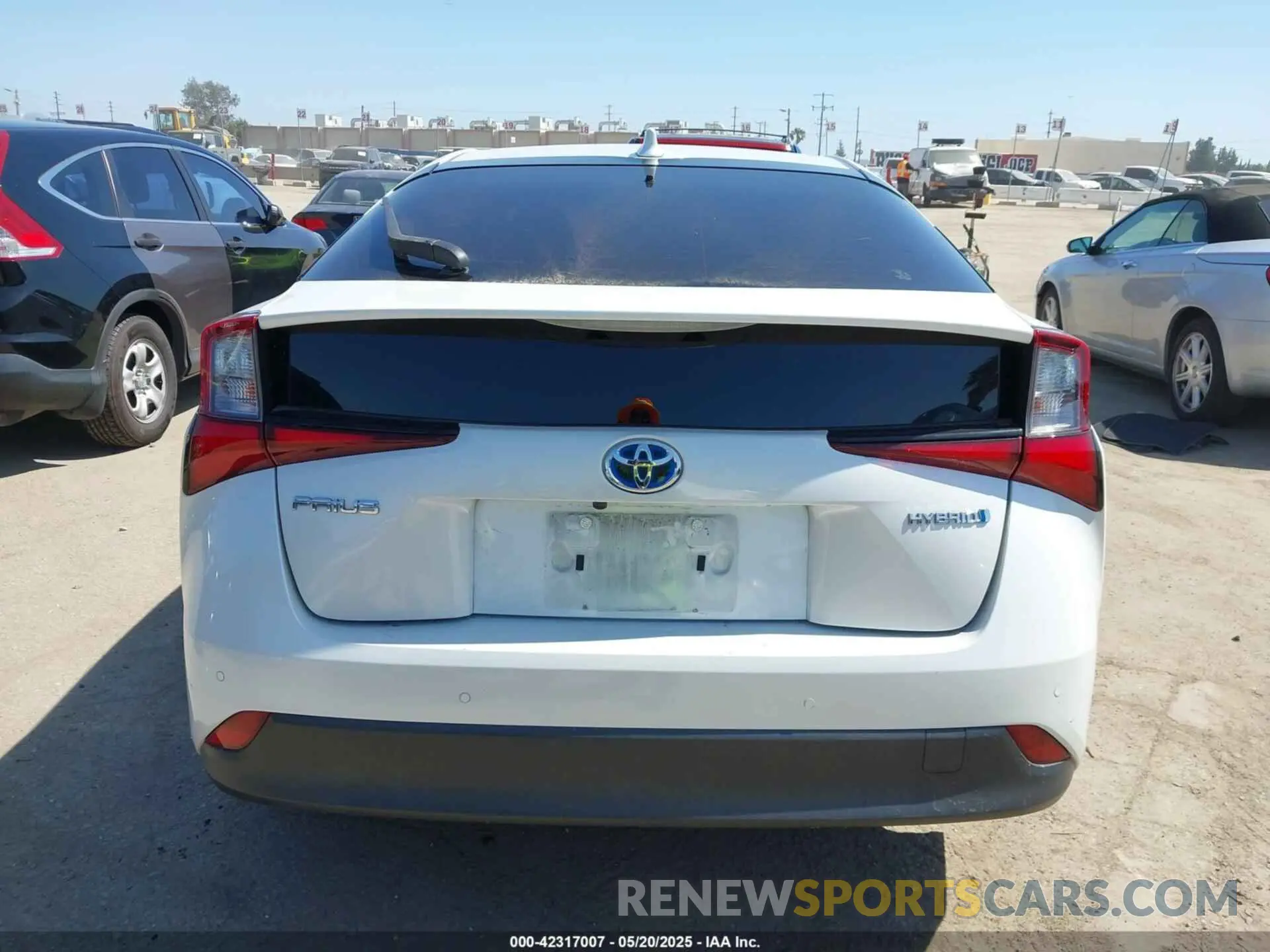 16 Photograph of a damaged car JTDKAMFU8M3135142 TOYOTA PRIUS 2021