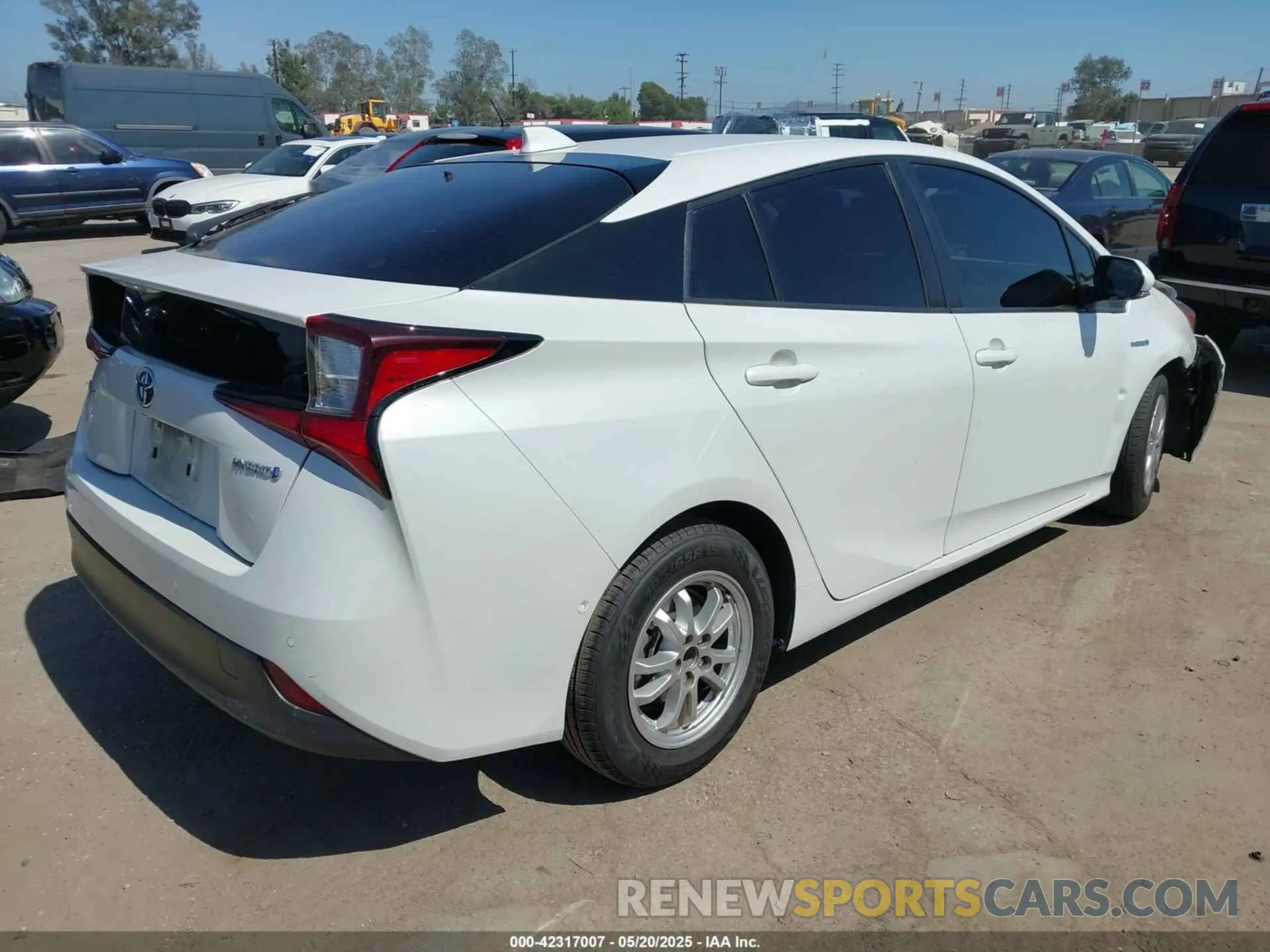 4 Photograph of a damaged car JTDKAMFU8M3135142 TOYOTA PRIUS 2021