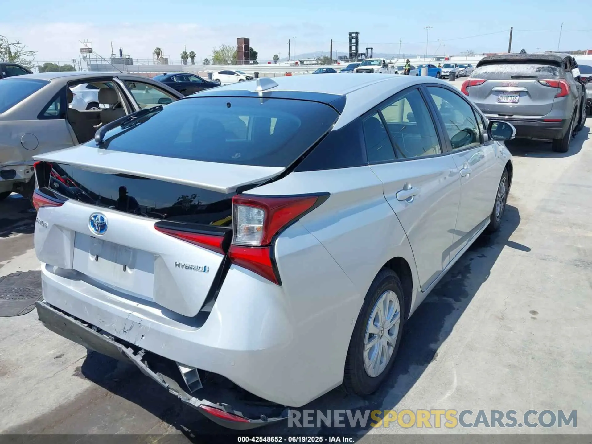 4 Фотография поврежденного автомобиля JTDKAMFU8M3150739 TOYOTA PRIUS 2021