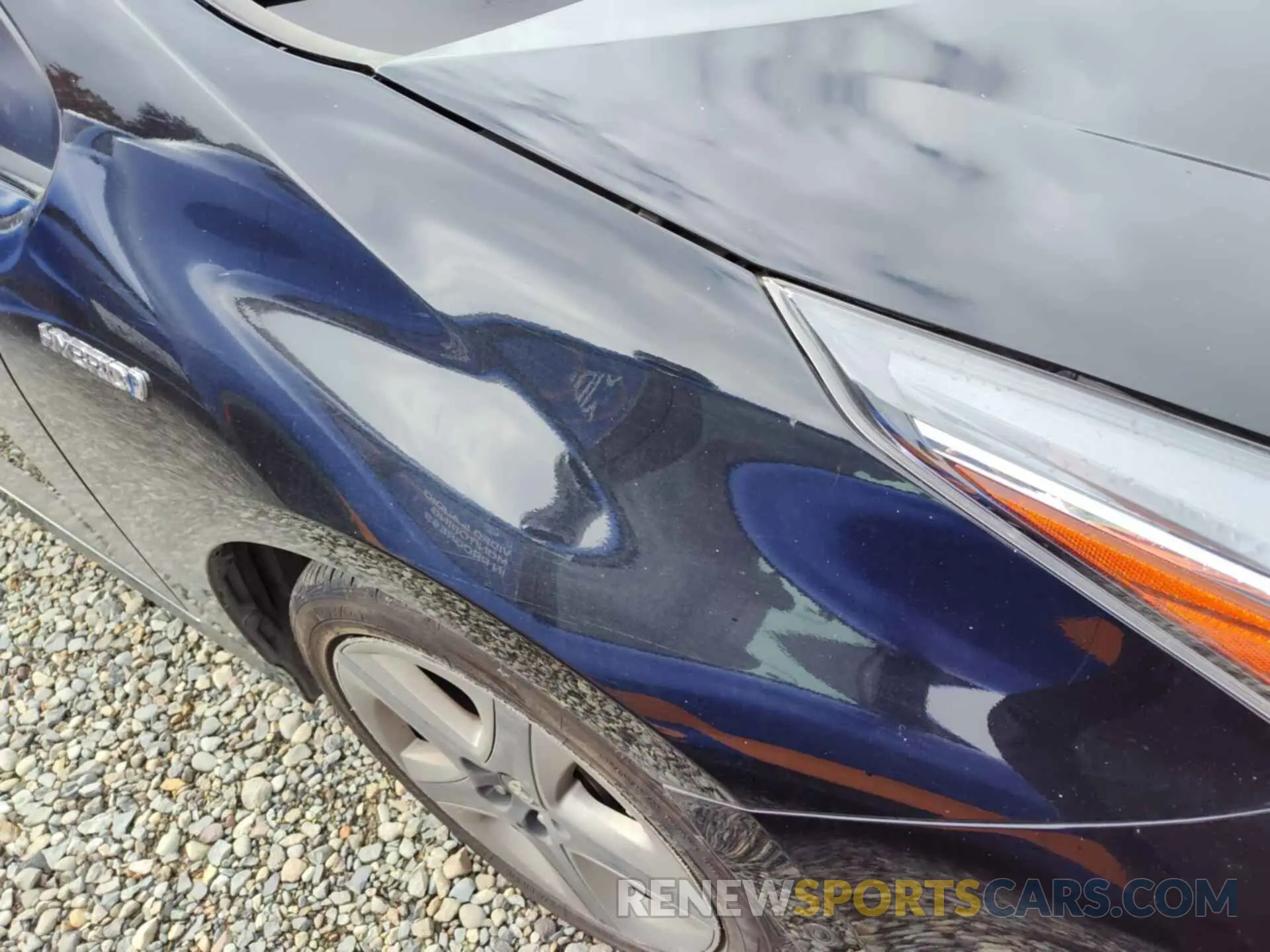 34 Photograph of a damaged car JTDKAMFU9M3136431 TOYOTA PRIUS 2021