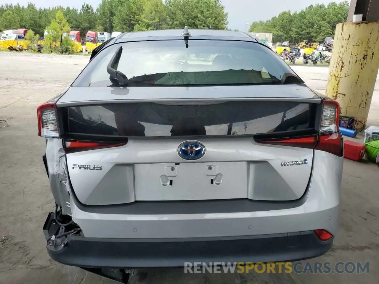 6 Photograph of a damaged car JTDKAMFU9M3142911 TOYOTA PRIUS 2021