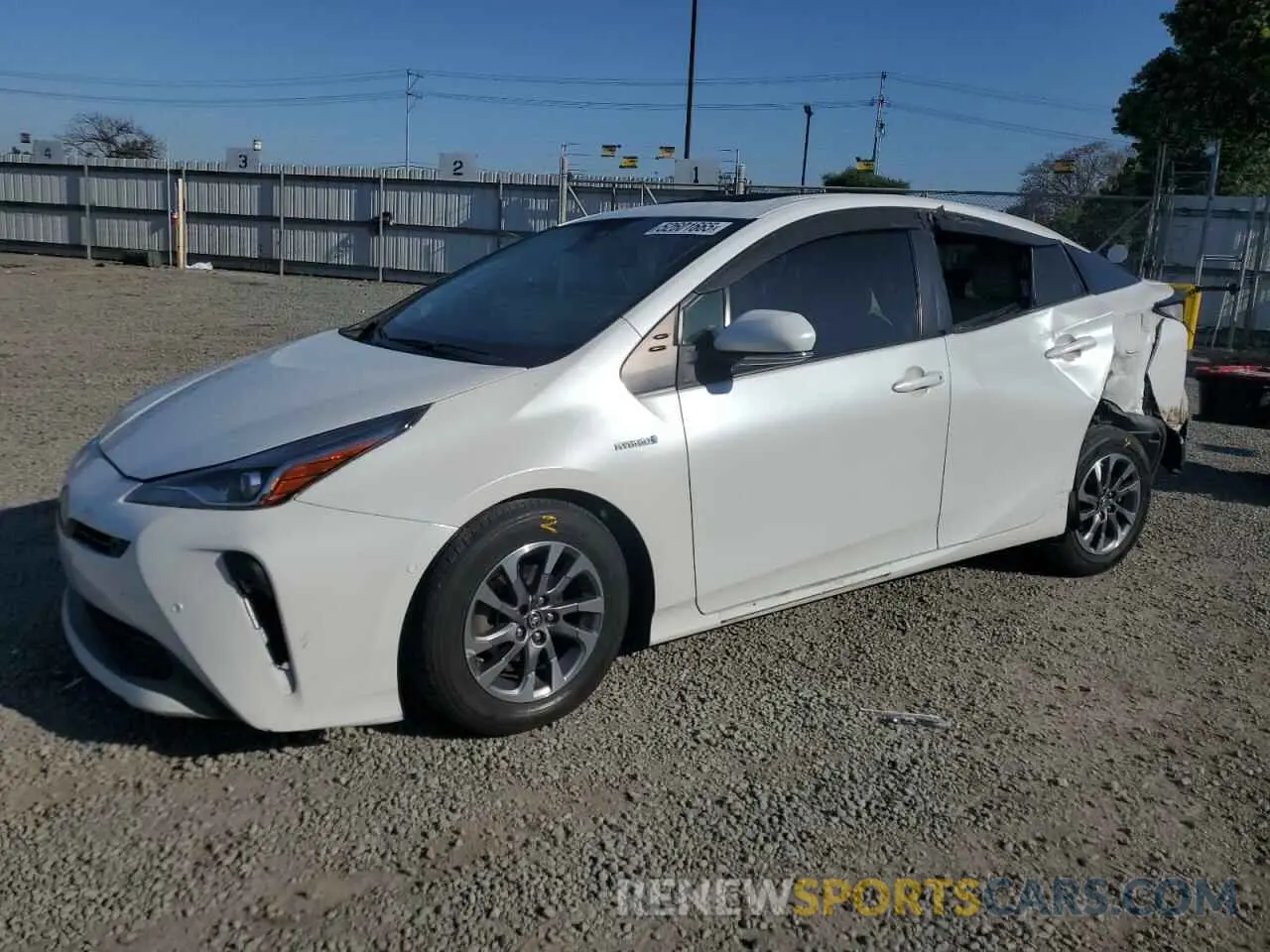 1 Фотография поврежденного автомобиля JTDKAMFU9M3143623 TOYOTA PRIUS 2021