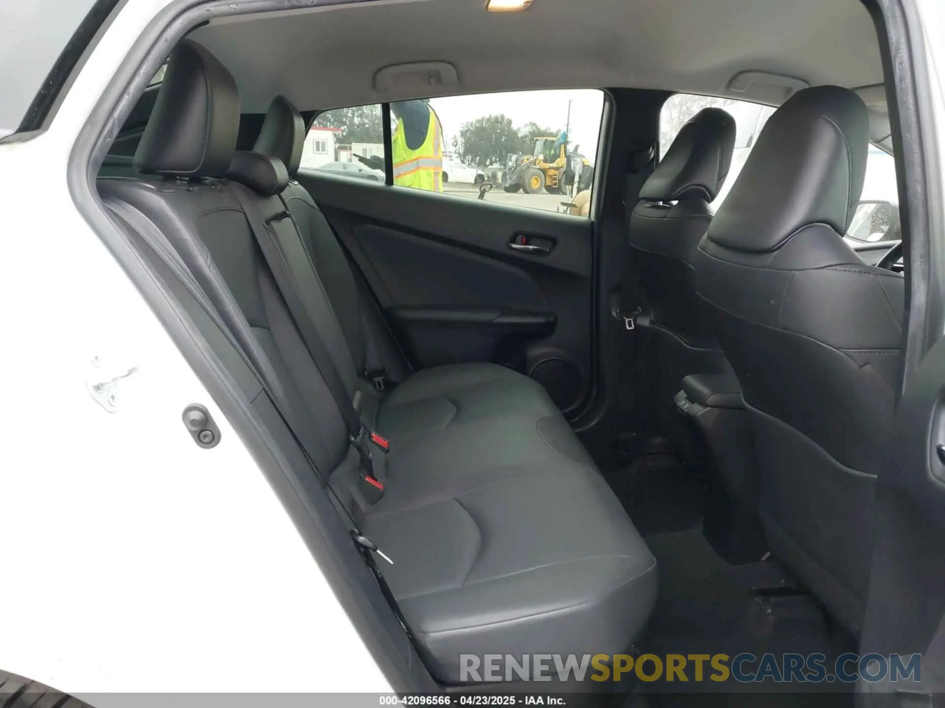 8 Фотография поврежденного автомобиля JTDKAMFUXM3126703 TOYOTA PRIUS 2021