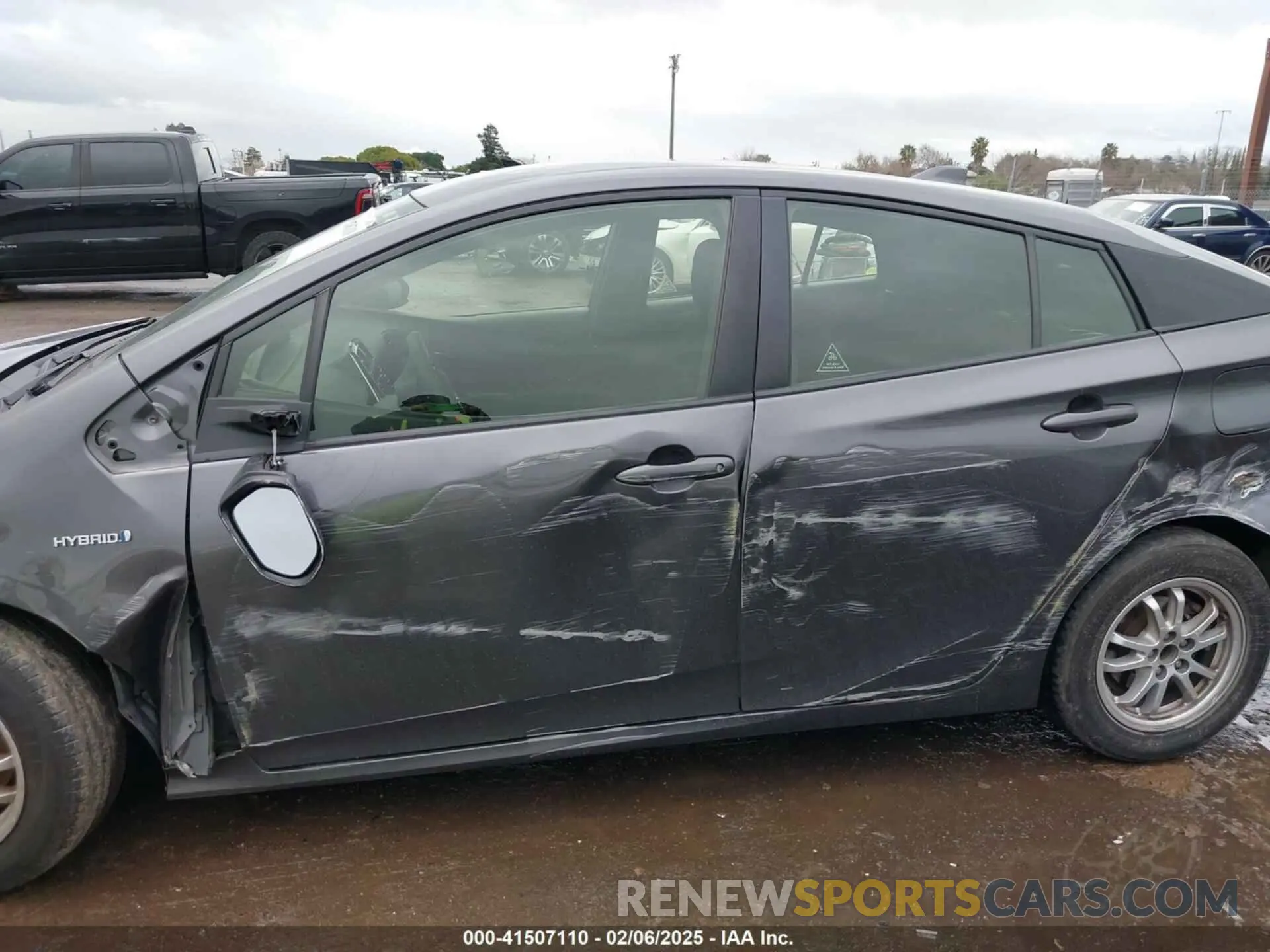 14 Фотография поврежденного автомобиля JTDKAMFUXM3143646 TOYOTA PRIUS 2021