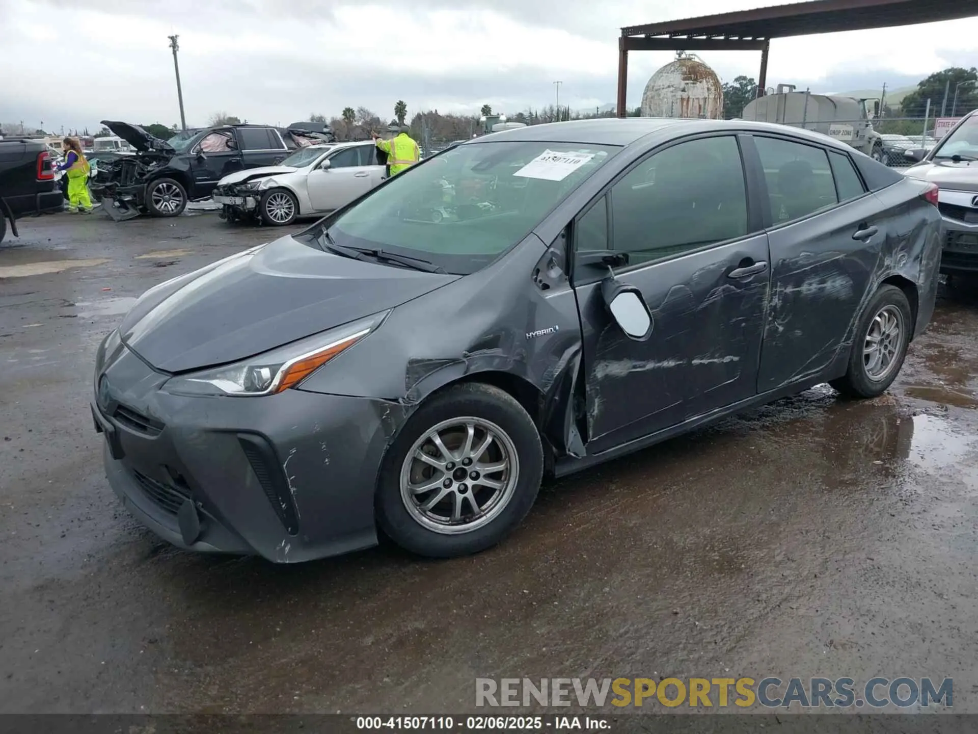 2 Фотография поврежденного автомобиля JTDKAMFUXM3143646 TOYOTA PRIUS 2021
