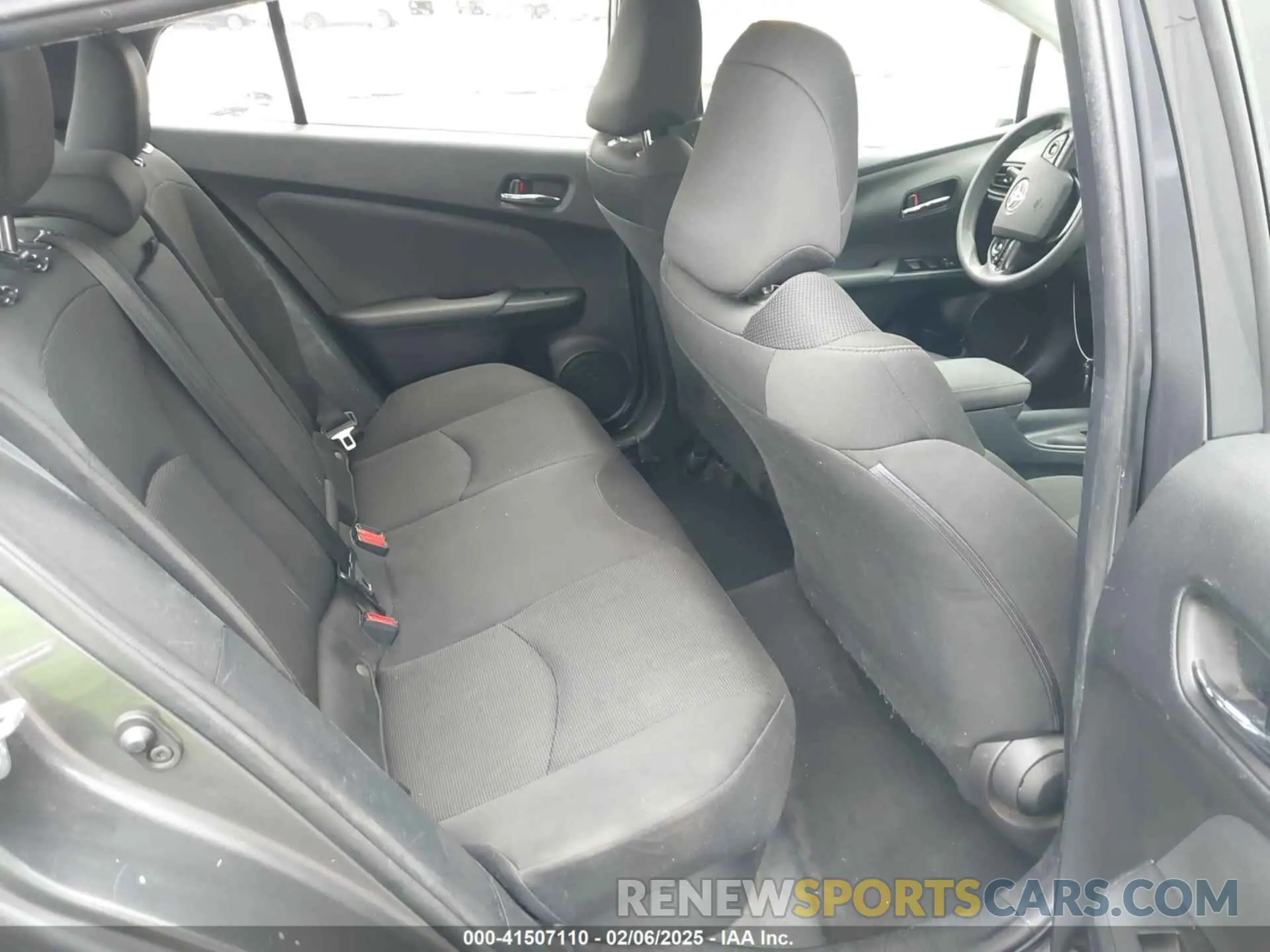 8 Фотография поврежденного автомобиля JTDKAMFUXM3143646 TOYOTA PRIUS 2021