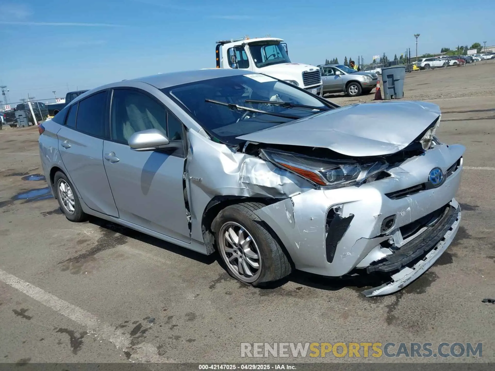 1 Фотография поврежденного автомобиля JTDKAMFUXM3144991 TOYOTA PRIUS 2021