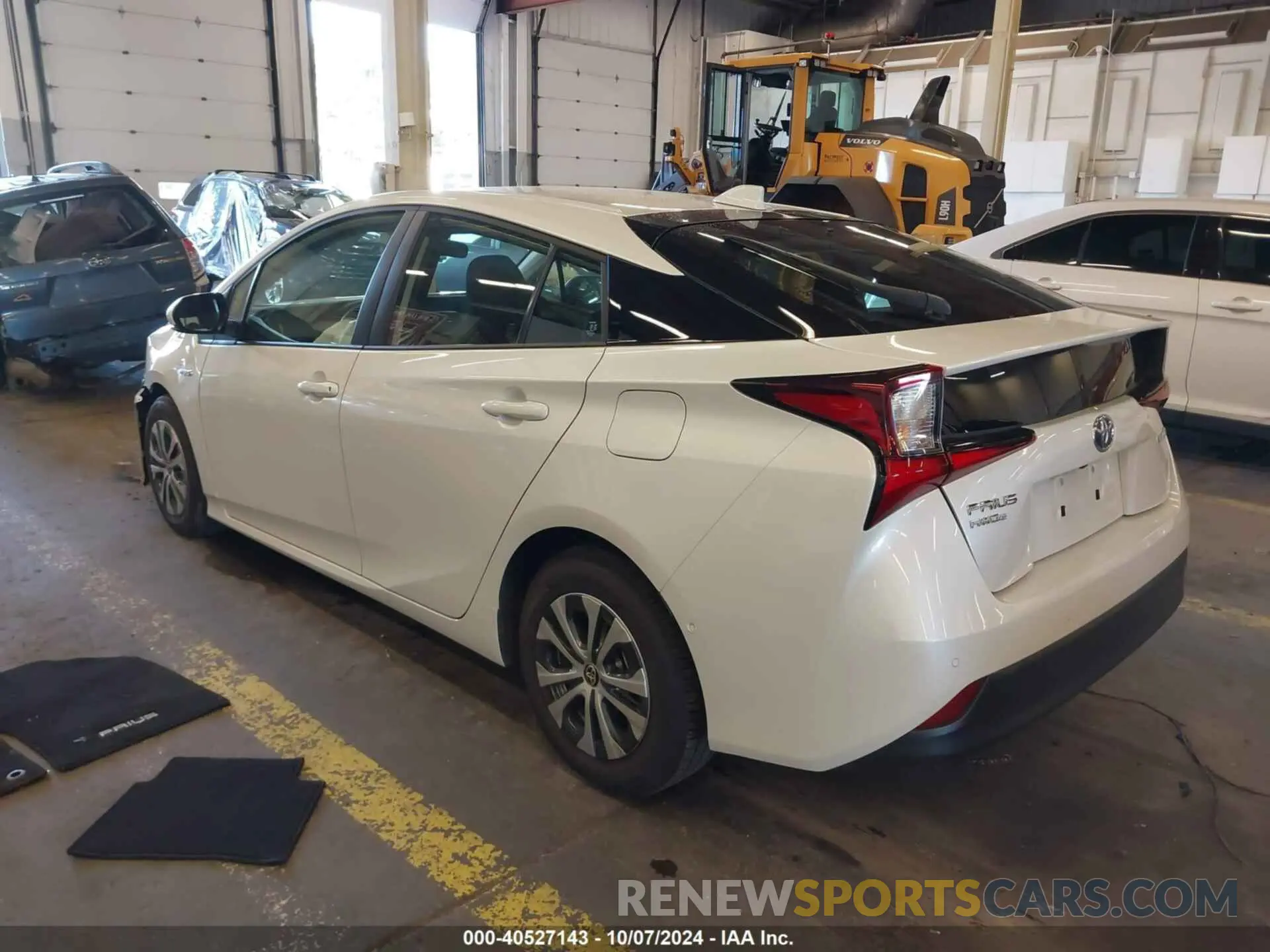 3 Фотография поврежденного автомобиля JTDL9MFU1M3028916 TOYOTA PRIUS 2021