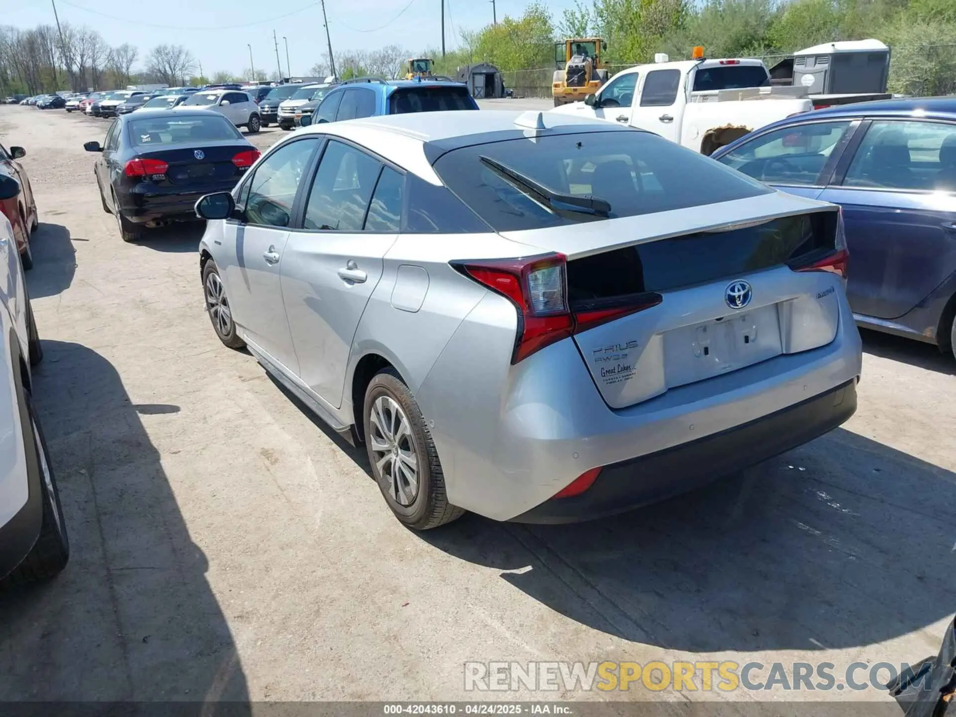 3 Photograph of a damaged car JTDL9MFU3M3028805 TOYOTA PRIUS 2021