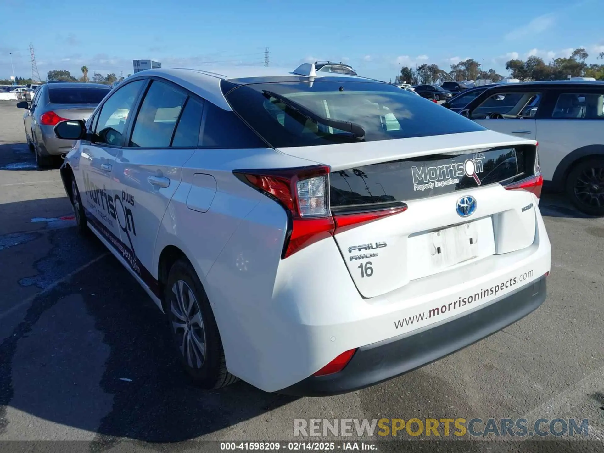 3 Photograph of a damaged car JTDL9MFU8M3027617 TOYOTA PRIUS 2021