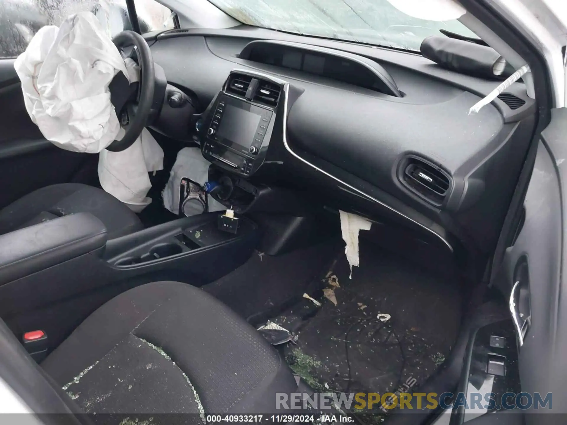 5 Photograph of a damaged car JTDL9MFU9M3027383 TOYOTA PRIUS 2021
