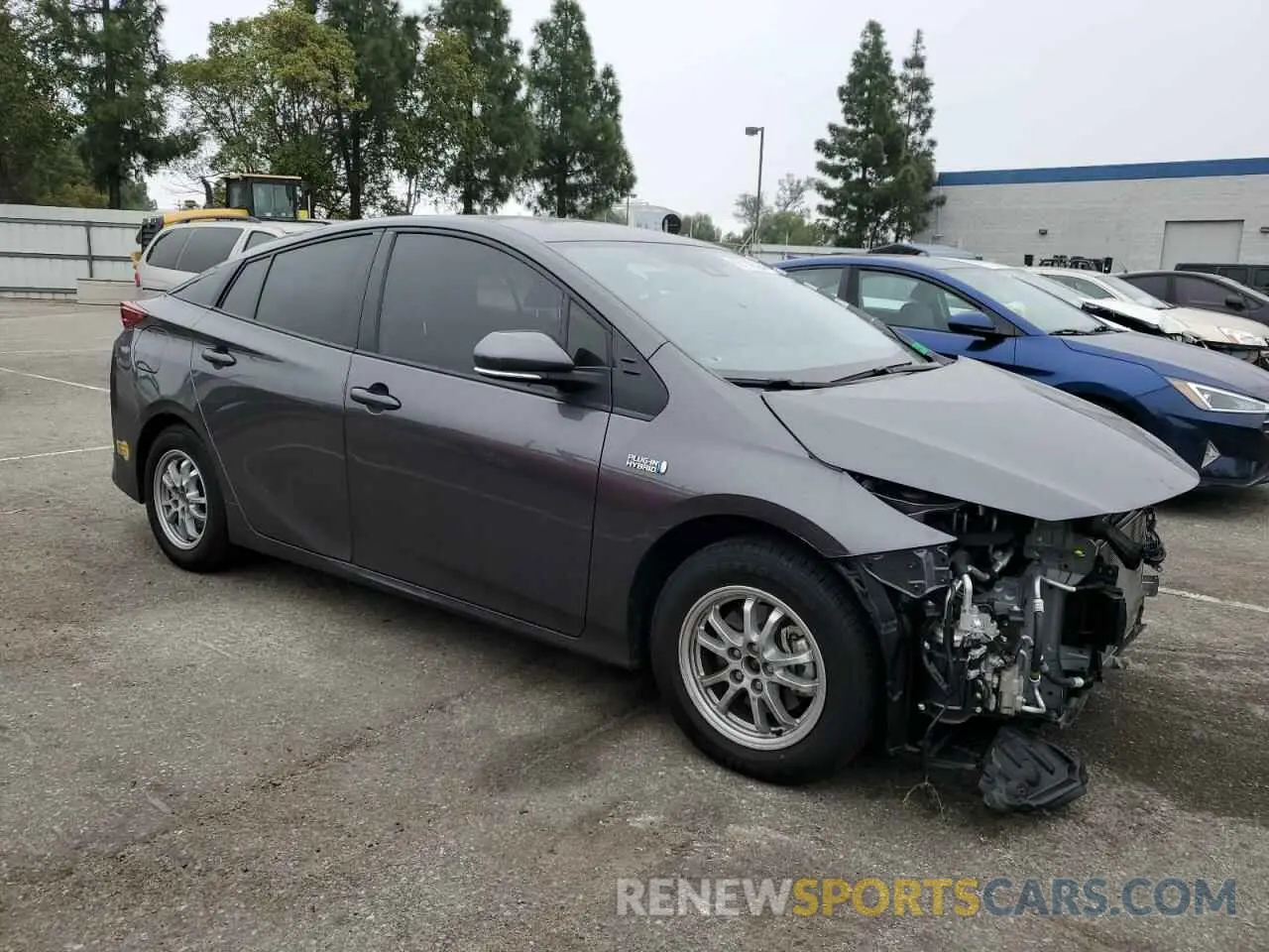 4 Photograph of a damaged car JTDKAMFP8N3220865 TOYOTA PRIUS 2022