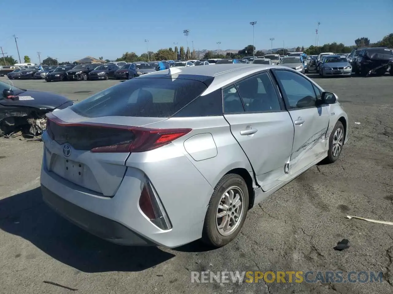 3 Photograph of a damaged car JTDKAMFP9N3221166 TOYOTA PRIUS 2022