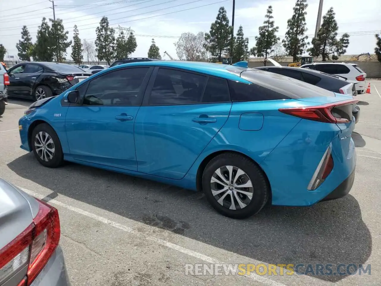 2 Фотография поврежденного автомобиля JTDKAMFPXN3212119 TOYOTA PRIUS 2022