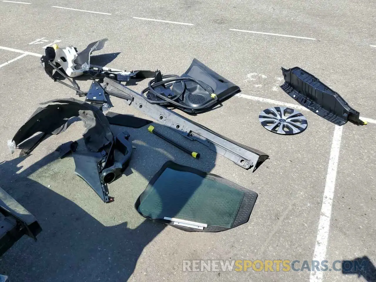12 Photograph of a damaged car JTDKAMFPXN3229115 TOYOTA PRIUS 2022